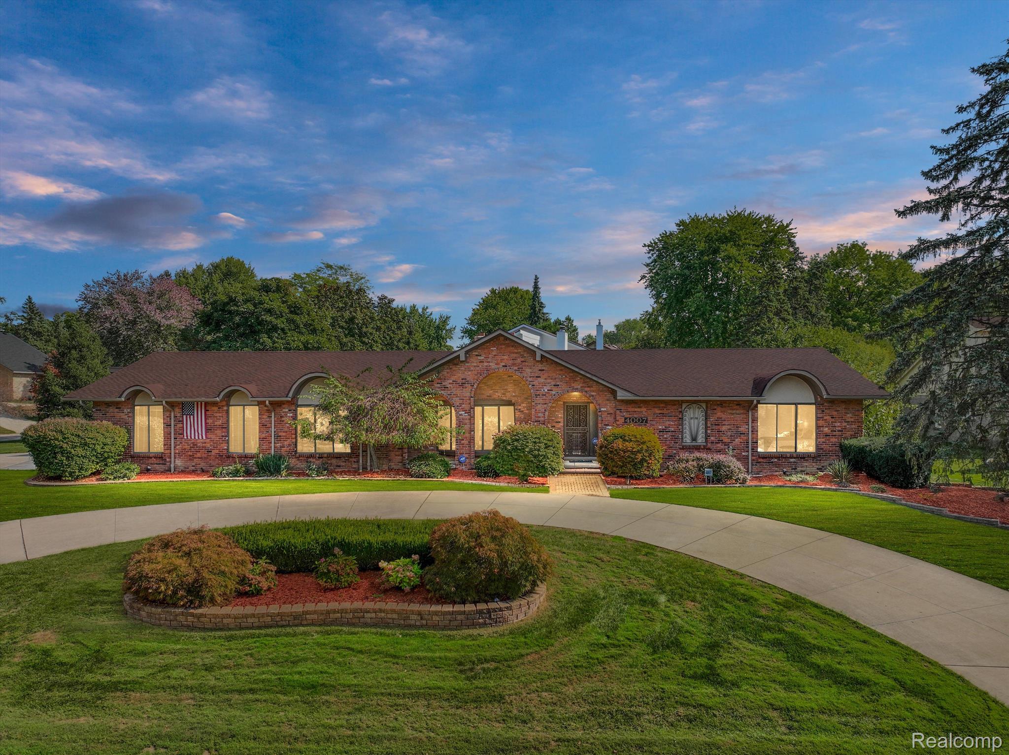 4007 WINTERSET Lane
