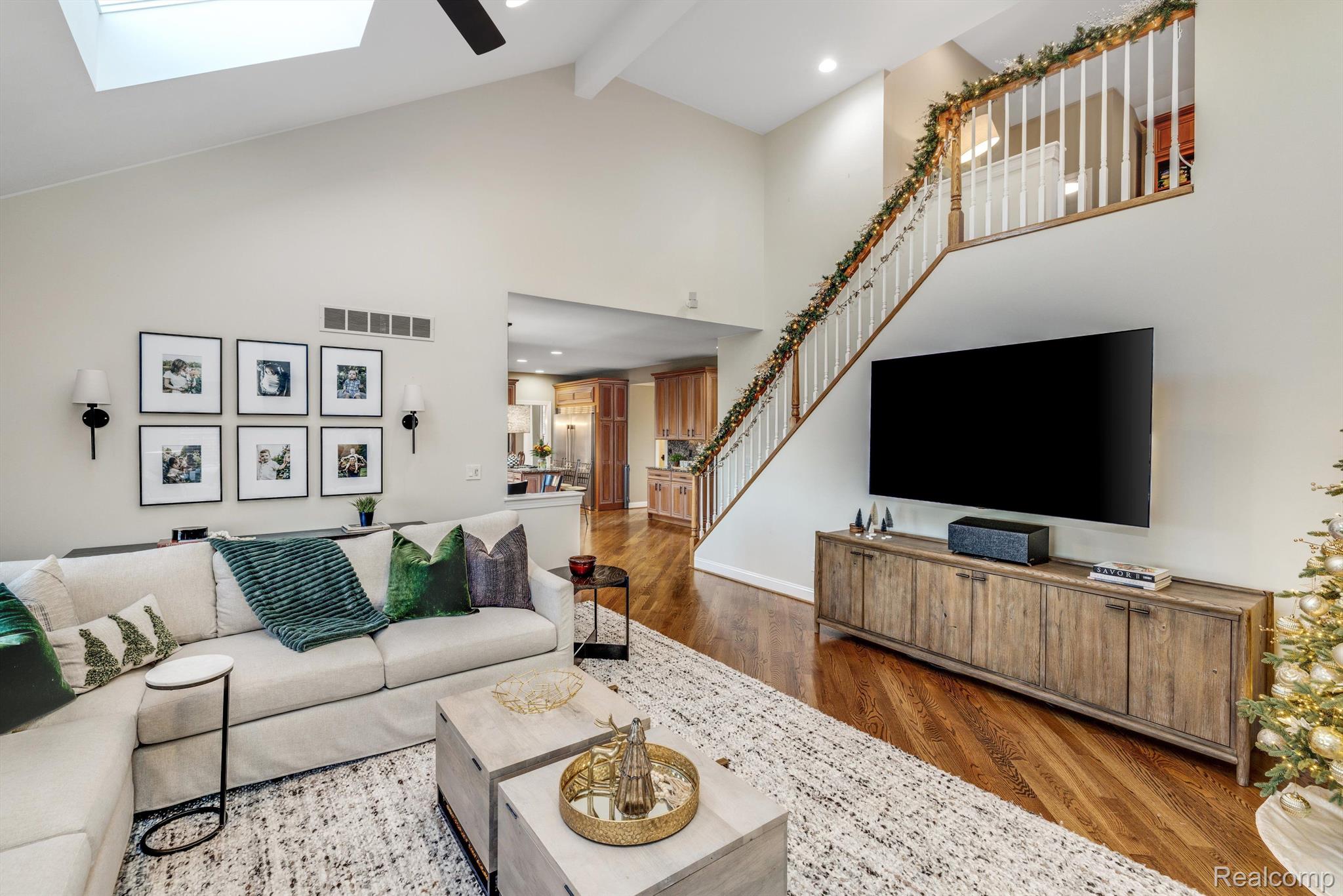 15316 BAY HILL Drive