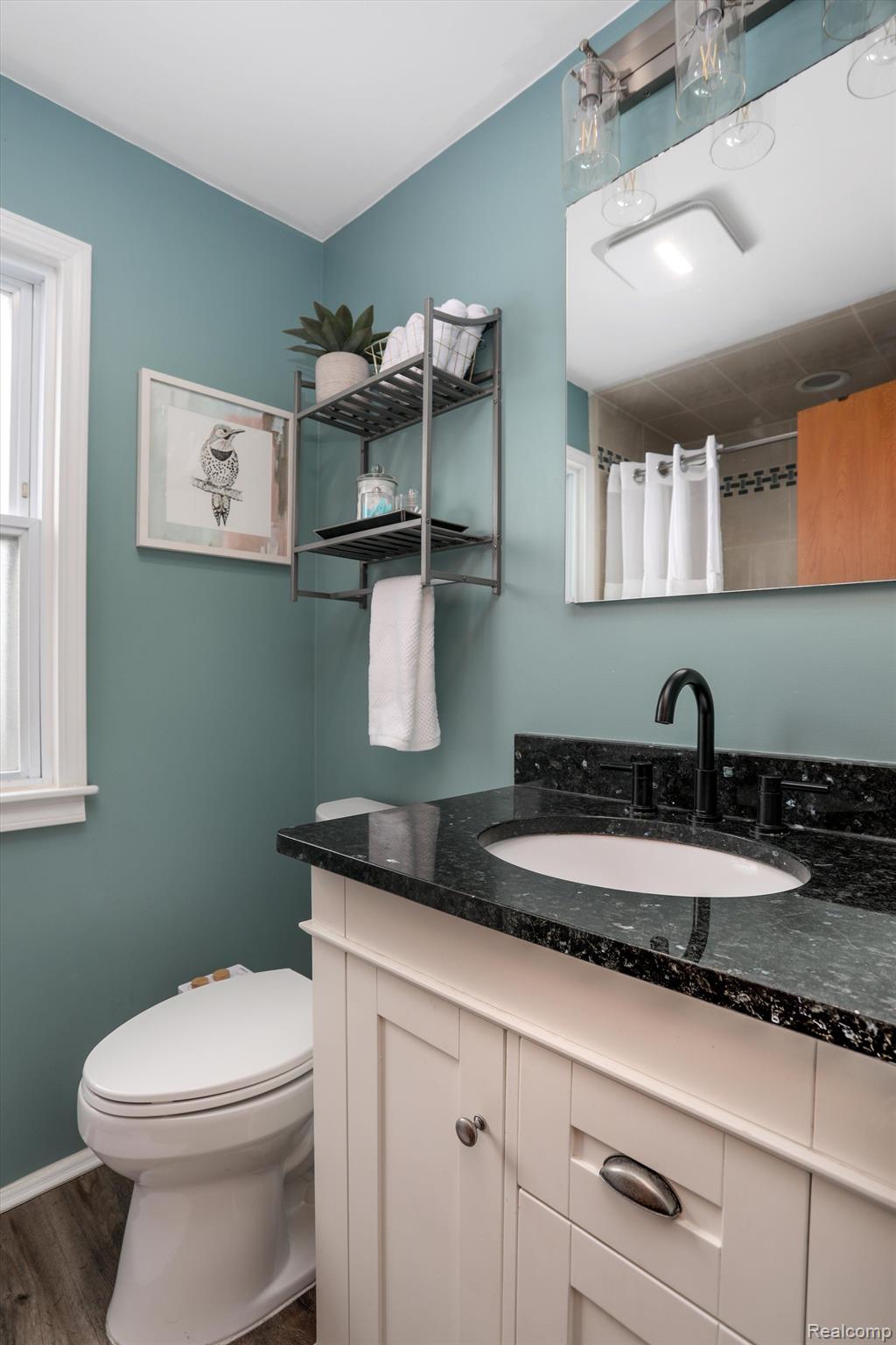 306 OAKMONT