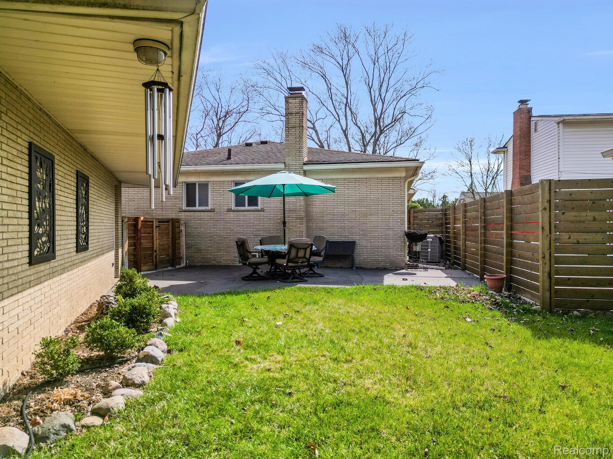 3918 AUBURN Drive
