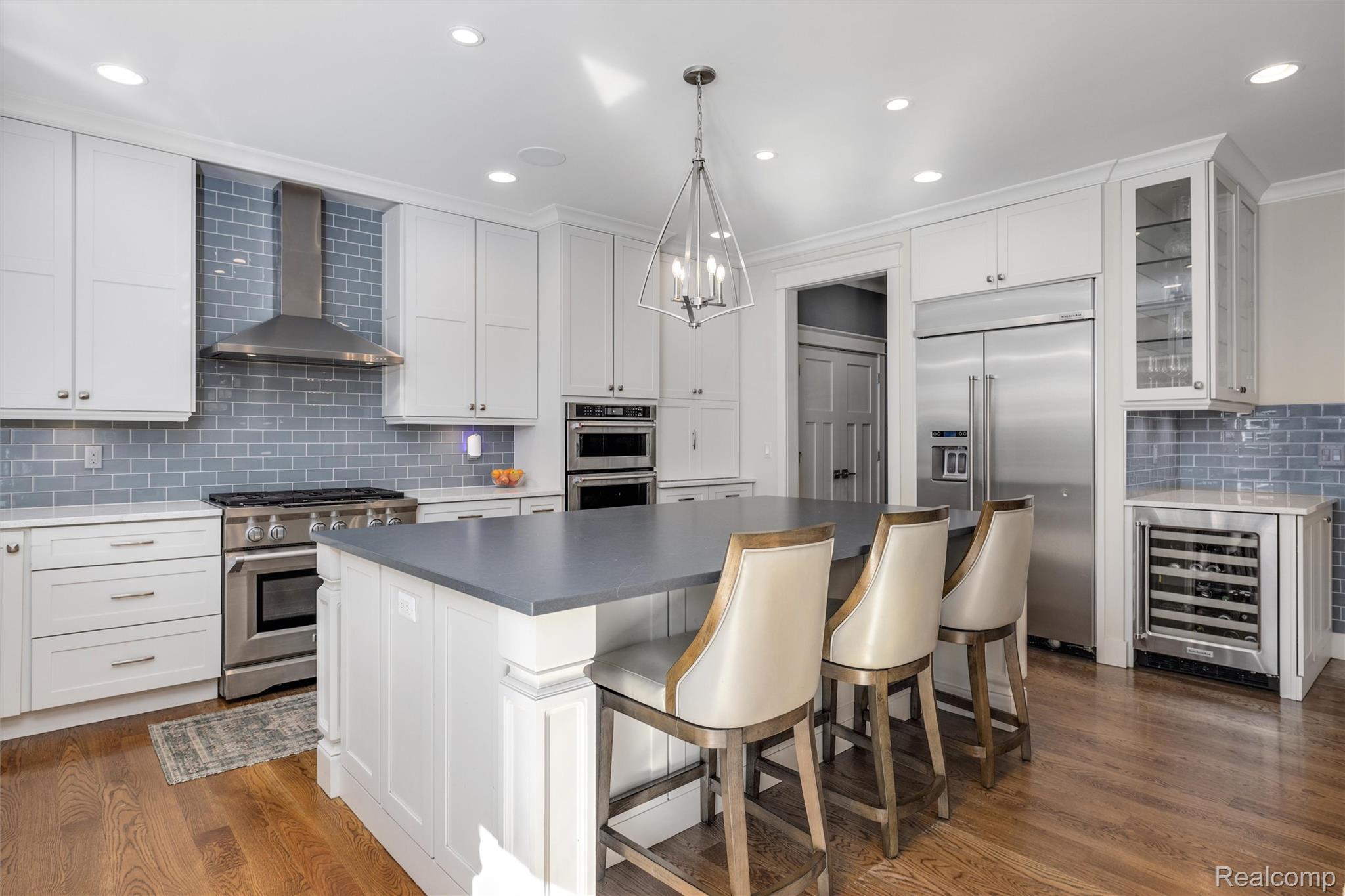 355 Hillboro Drive
