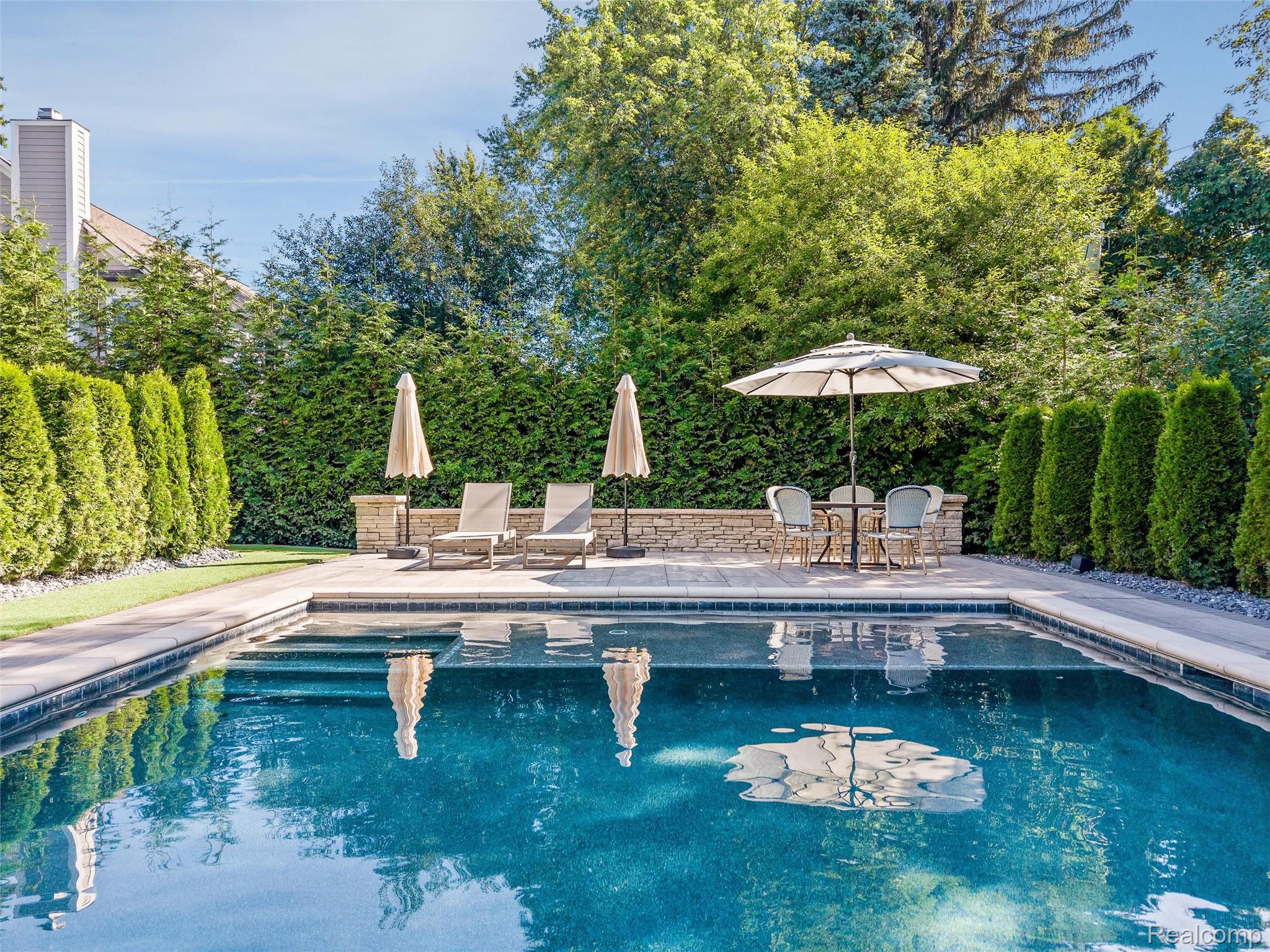 355 Hillboro Drive