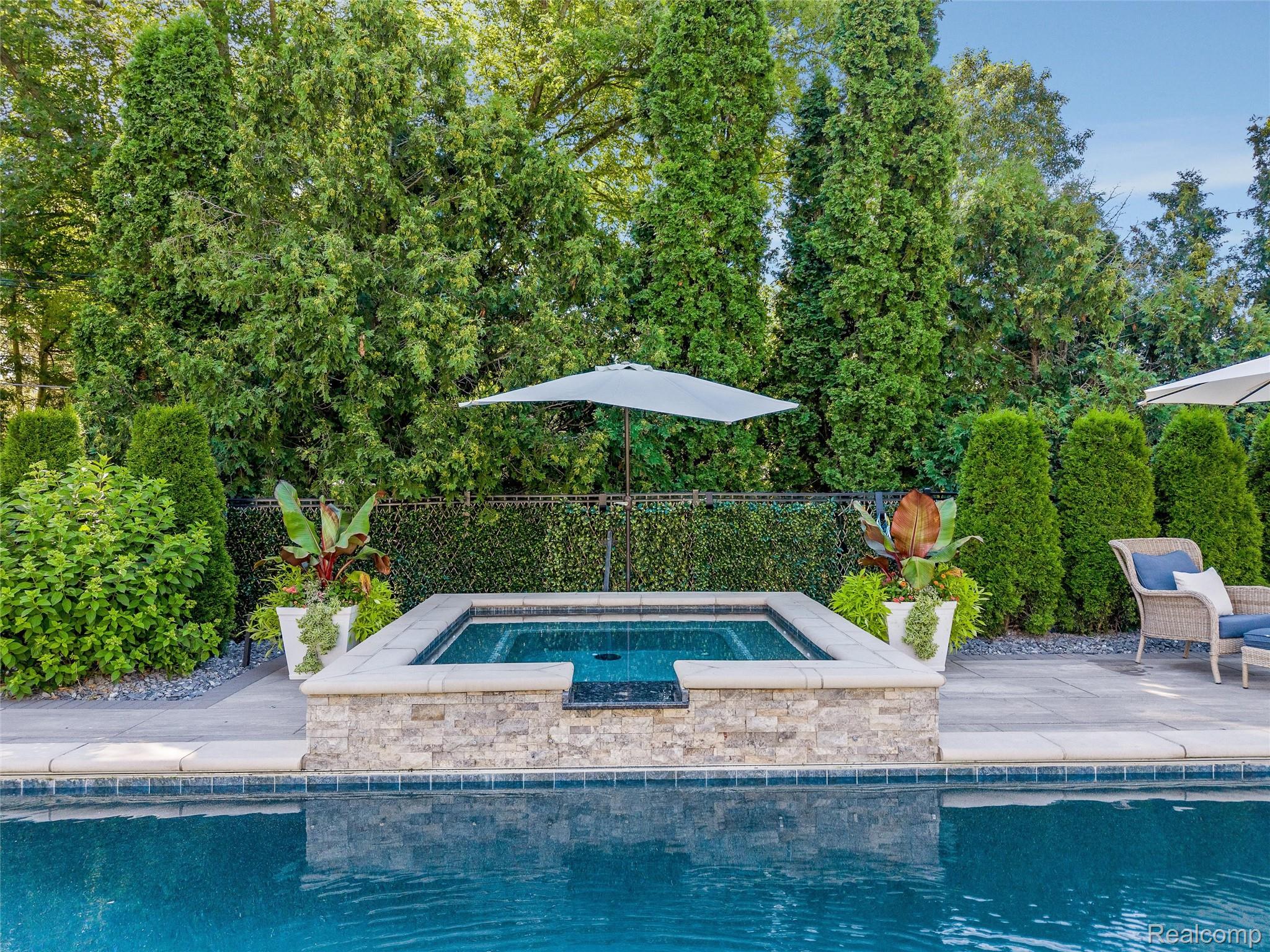 355 Hillboro Drive