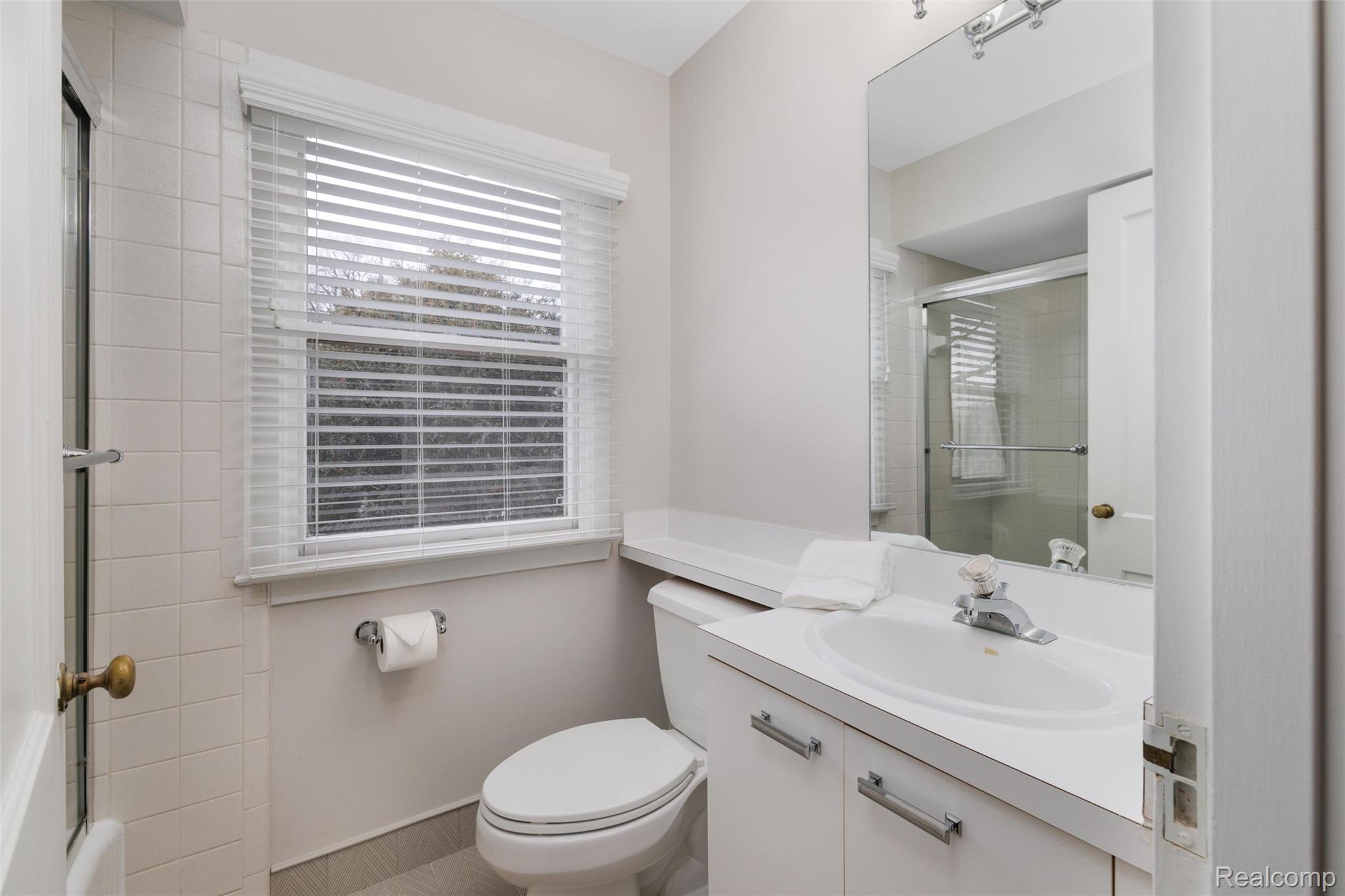 1065 N N Old Woodward Avenue