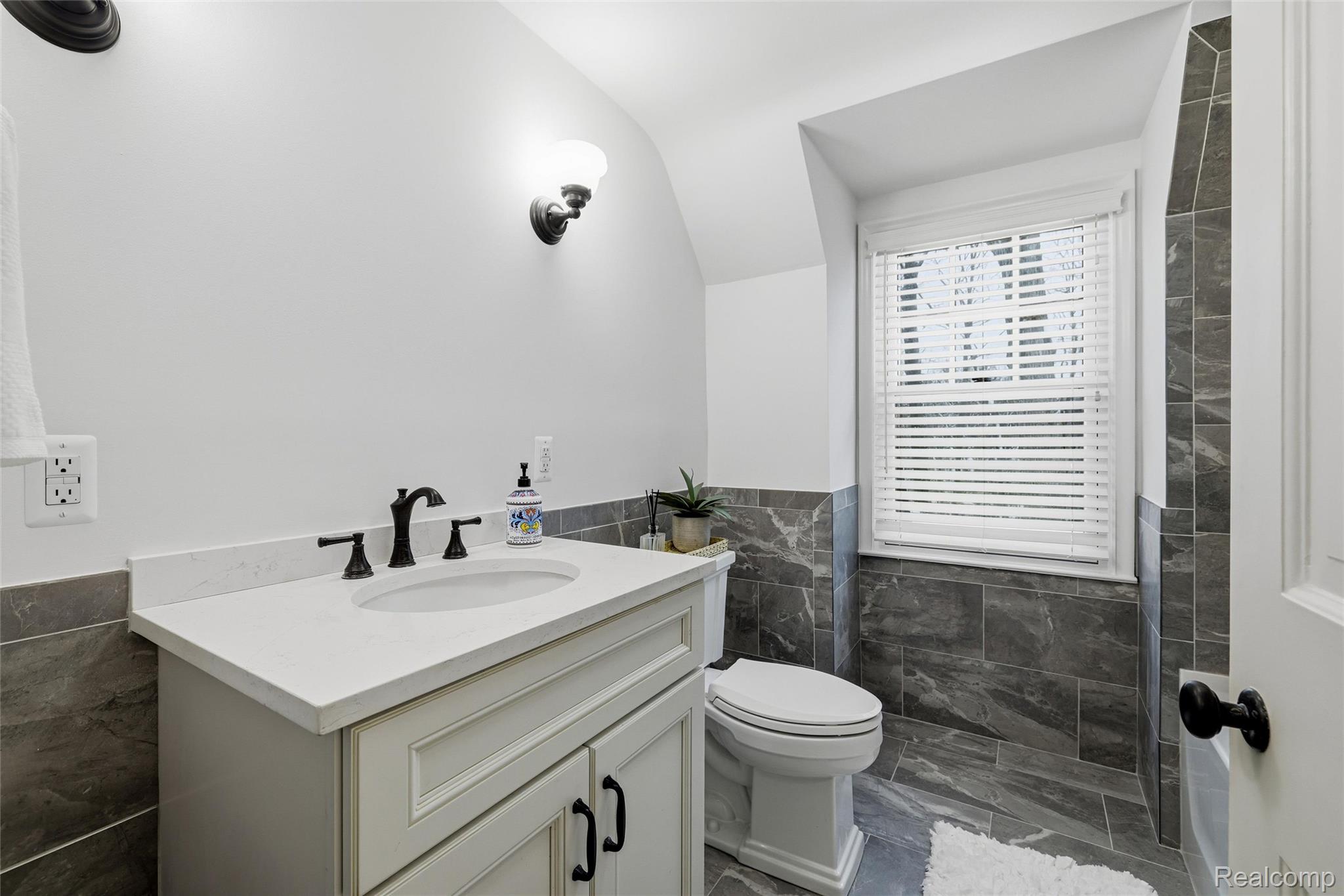 24924 Riverwood Drive