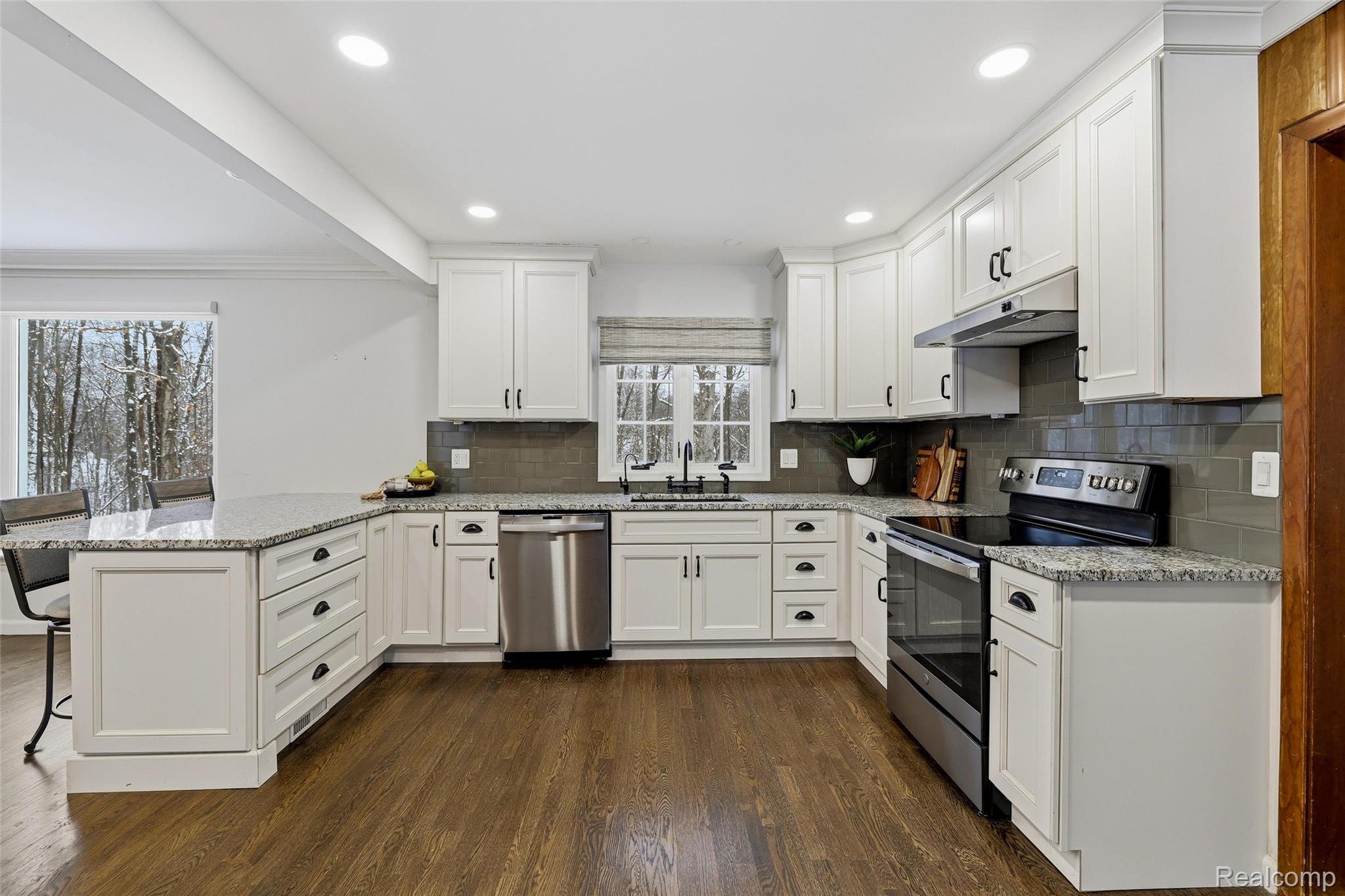 24924 Riverwood Drive