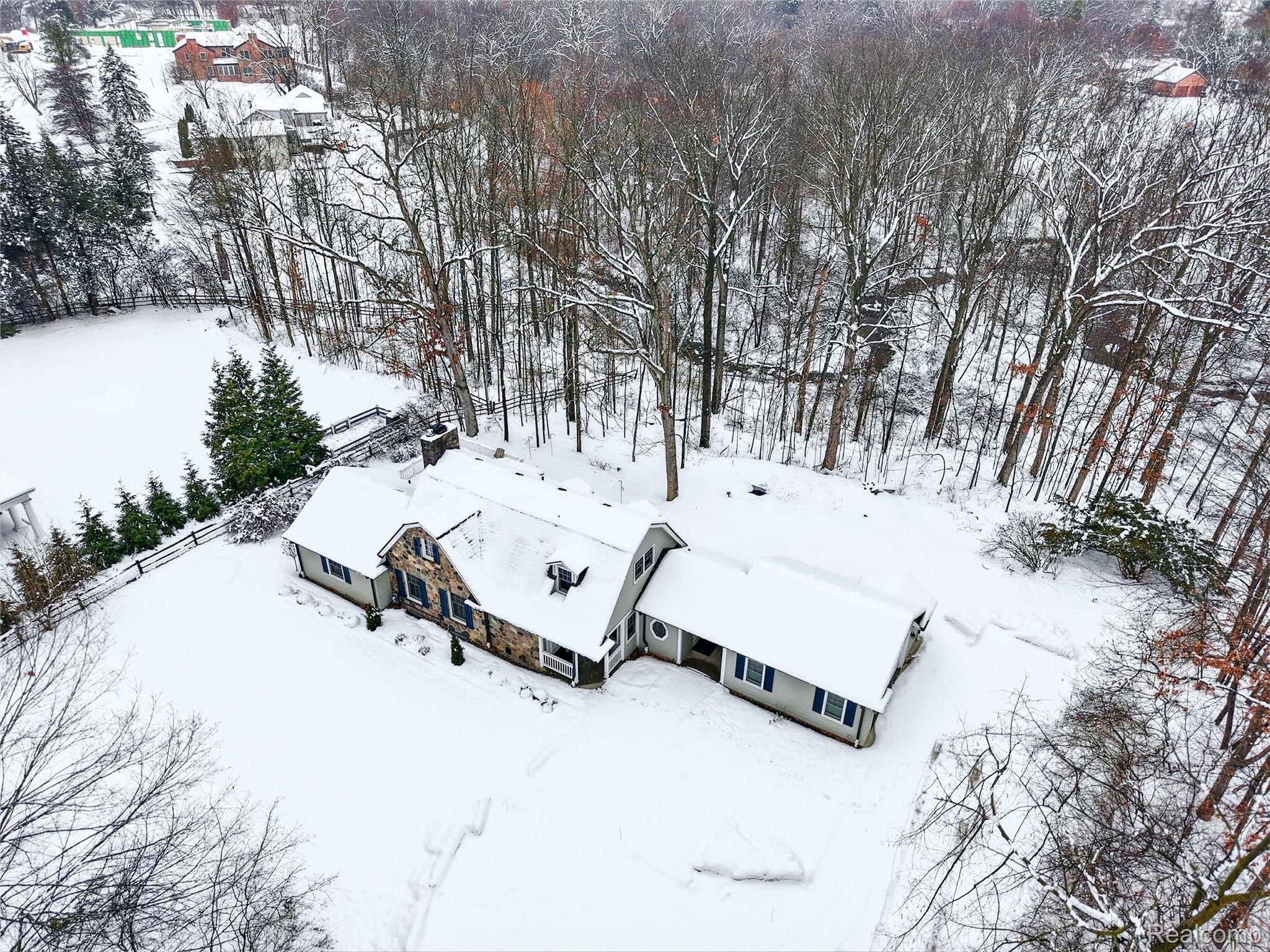 24924 Riverwood Drive