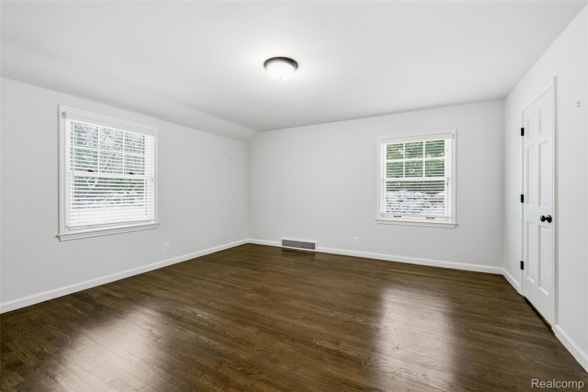 24924 Riverwood Drive