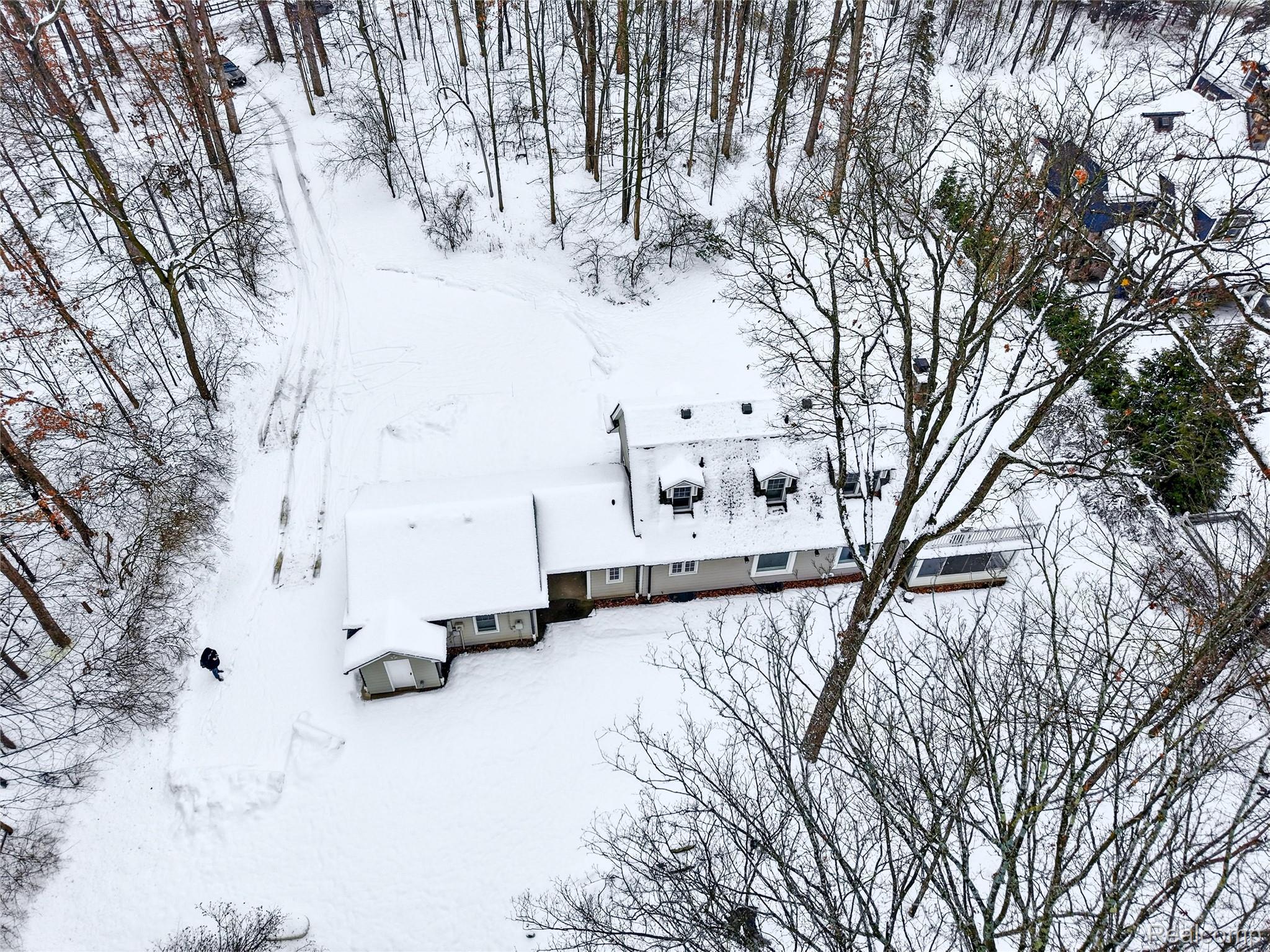 24924 Riverwood Drive