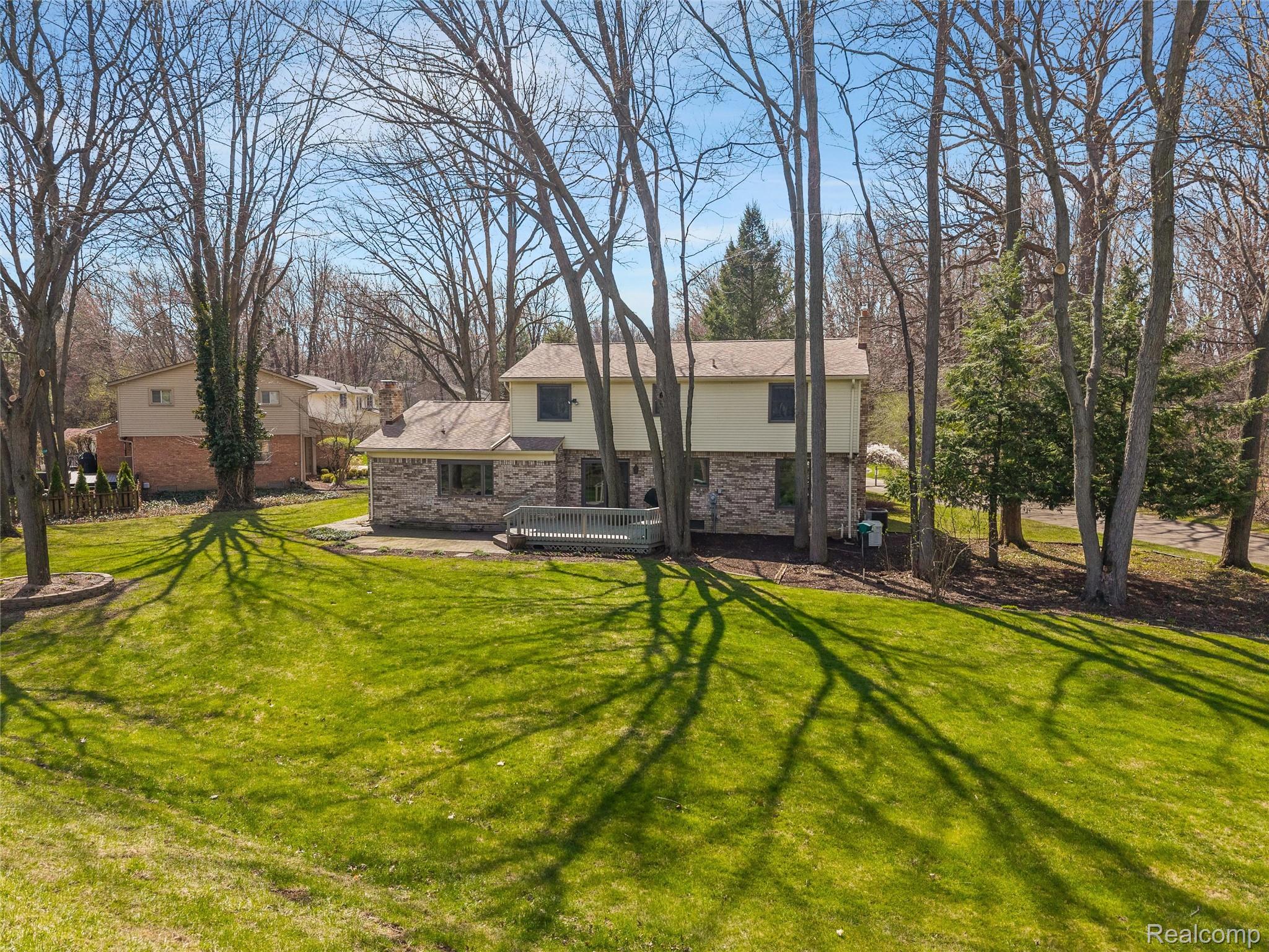2317 Chelsea Court