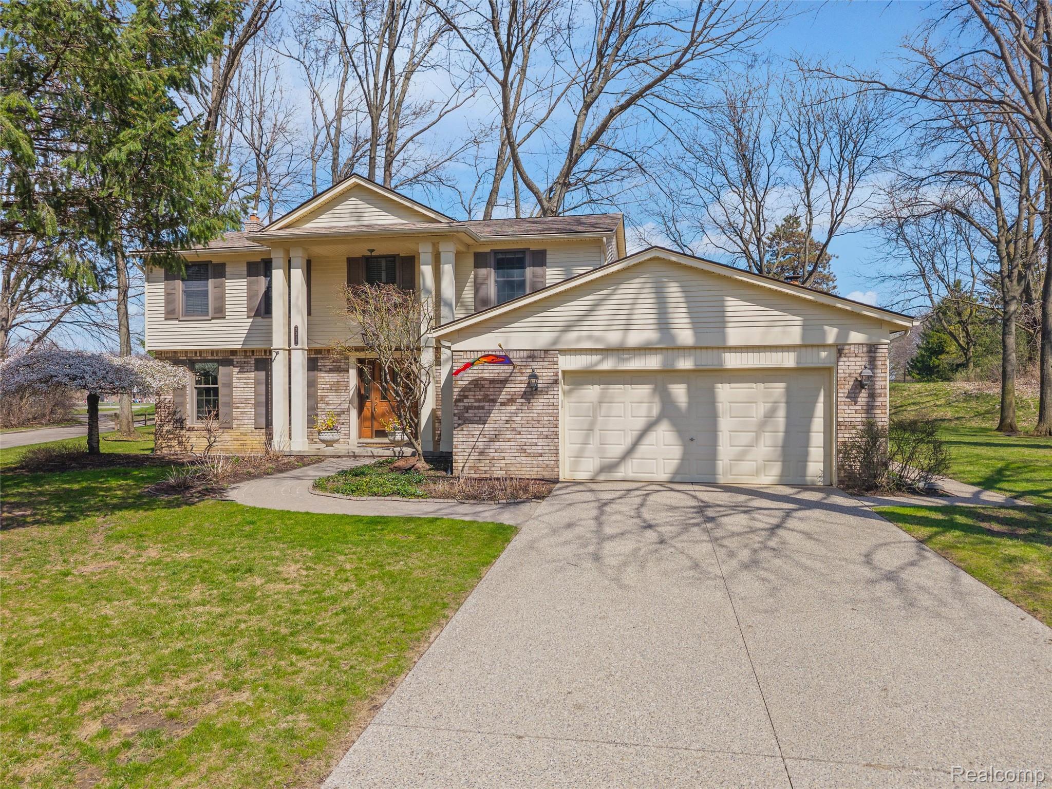 2317 Chelsea Court