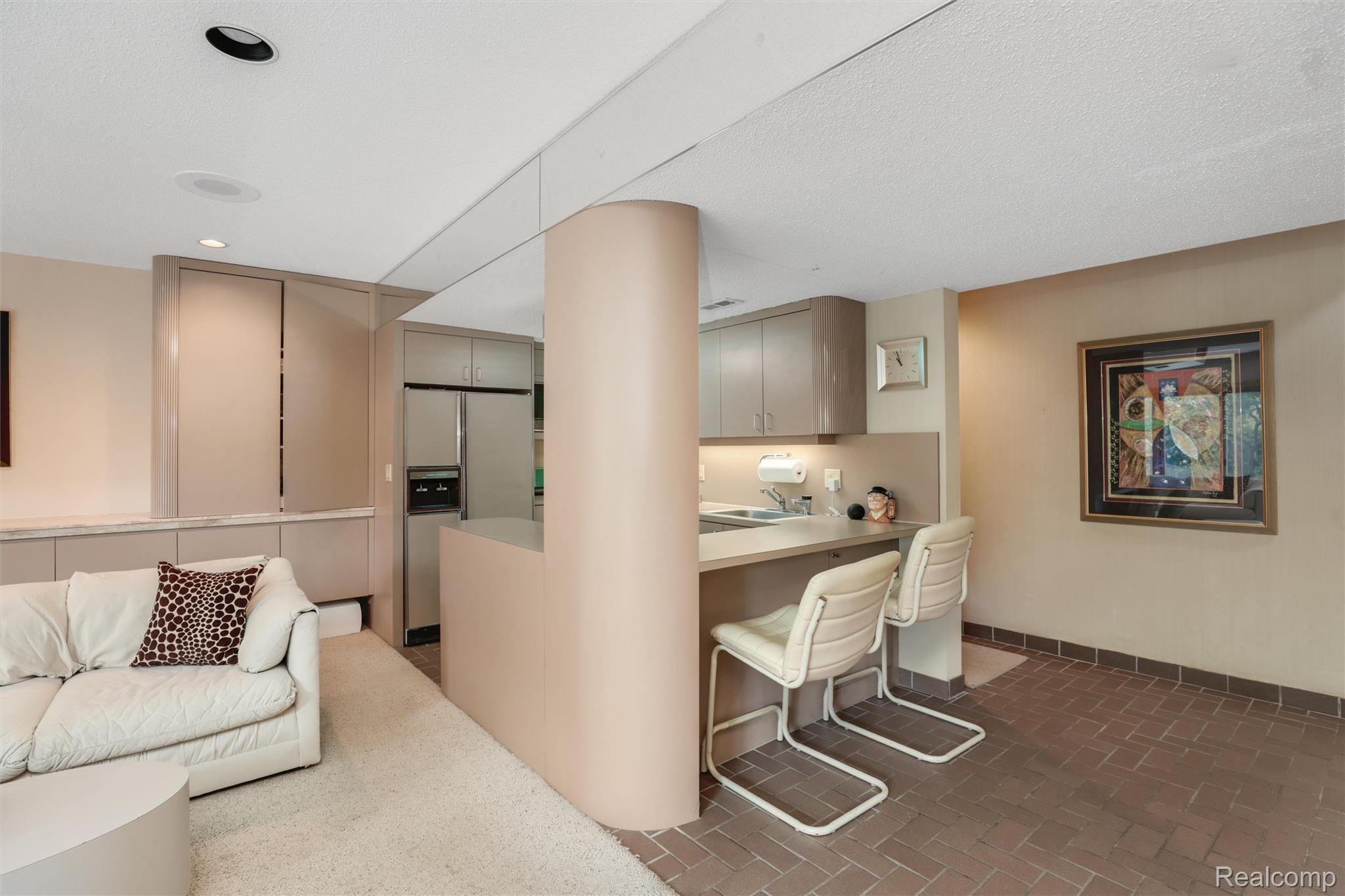 4972 Champlain Circle