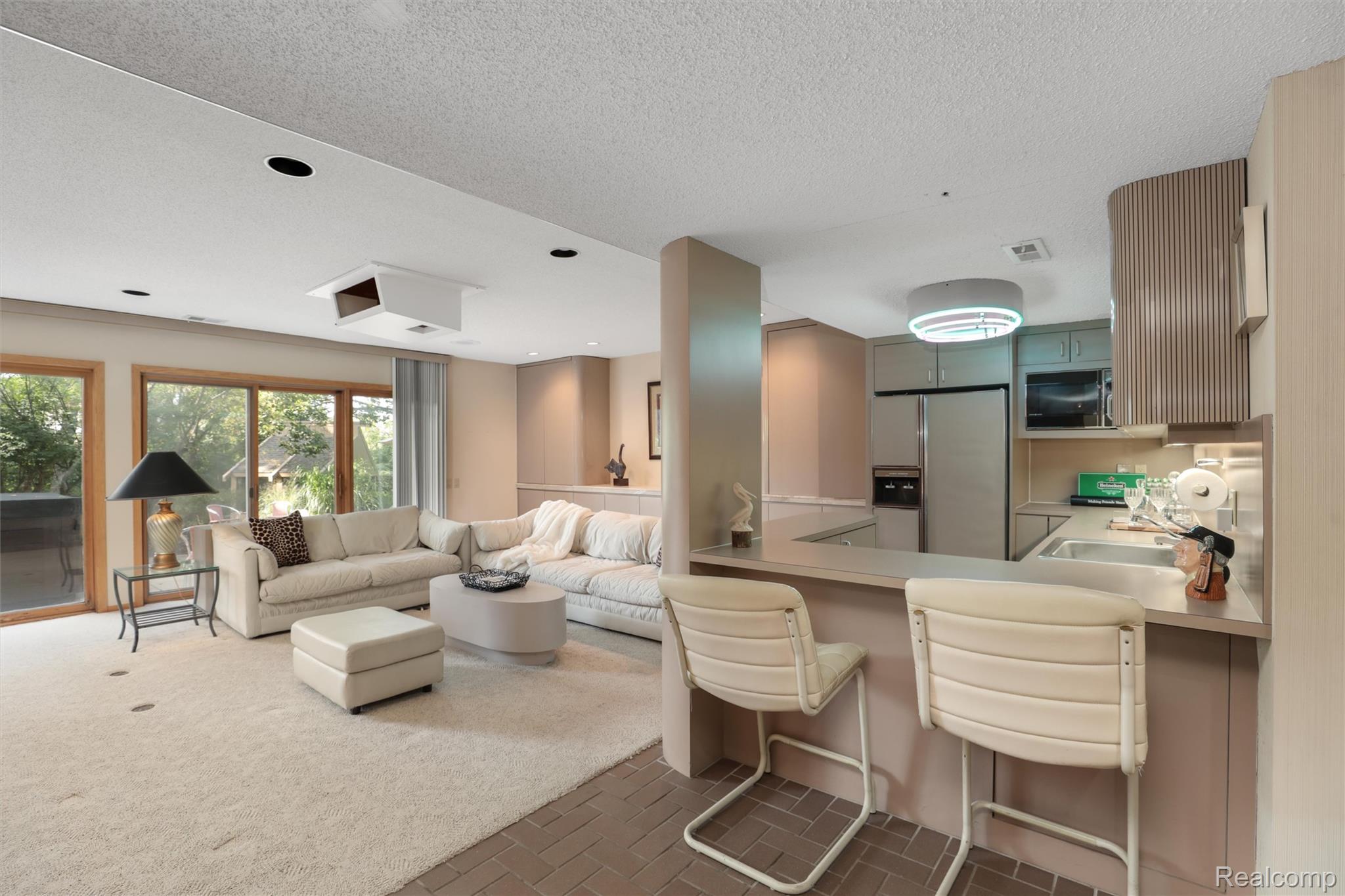4972 Champlain Circle