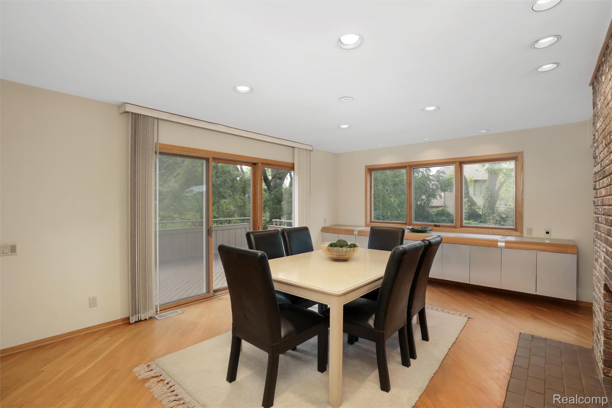 4972 Champlain Circle