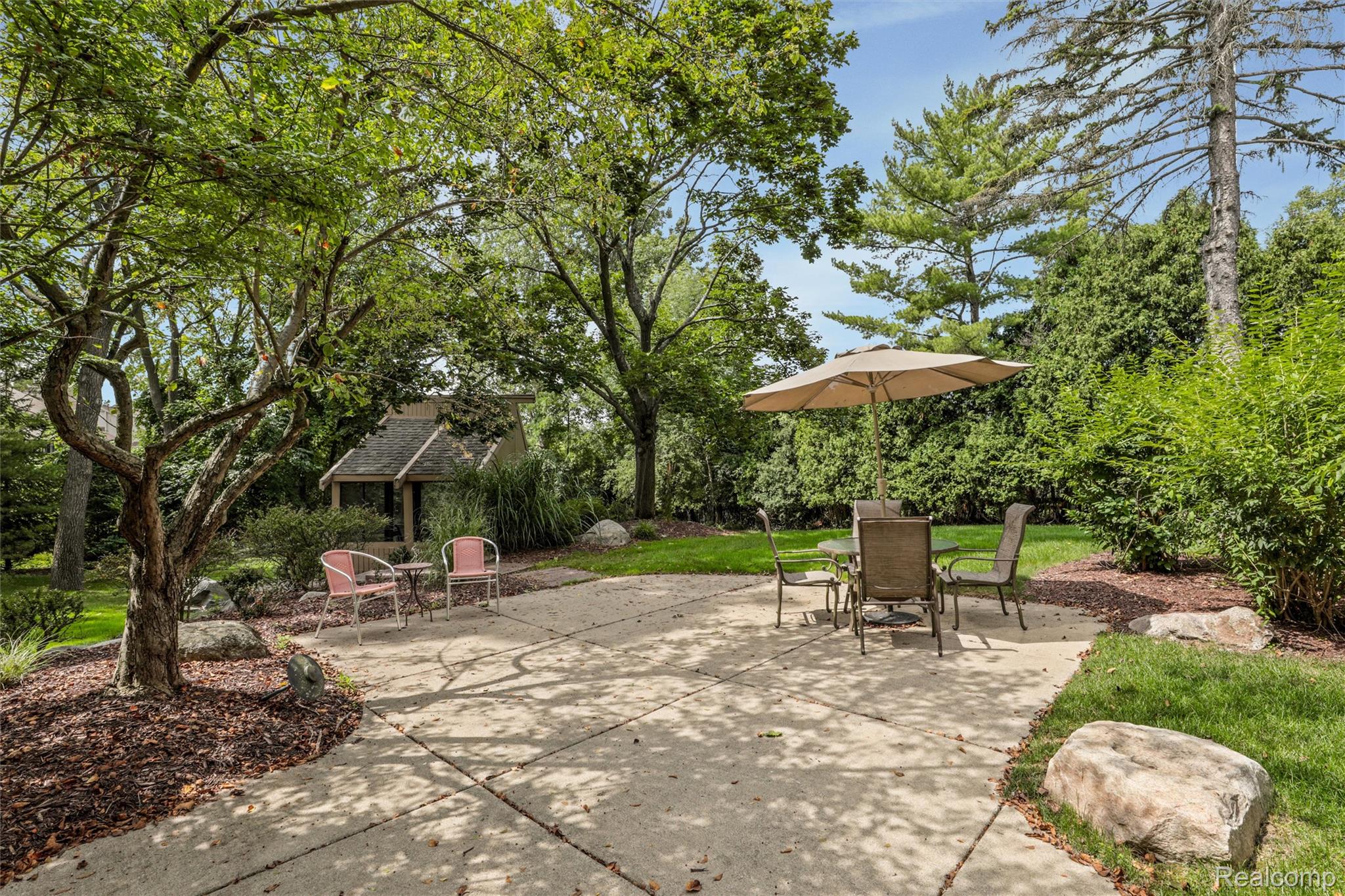 4972 Champlain Circle
