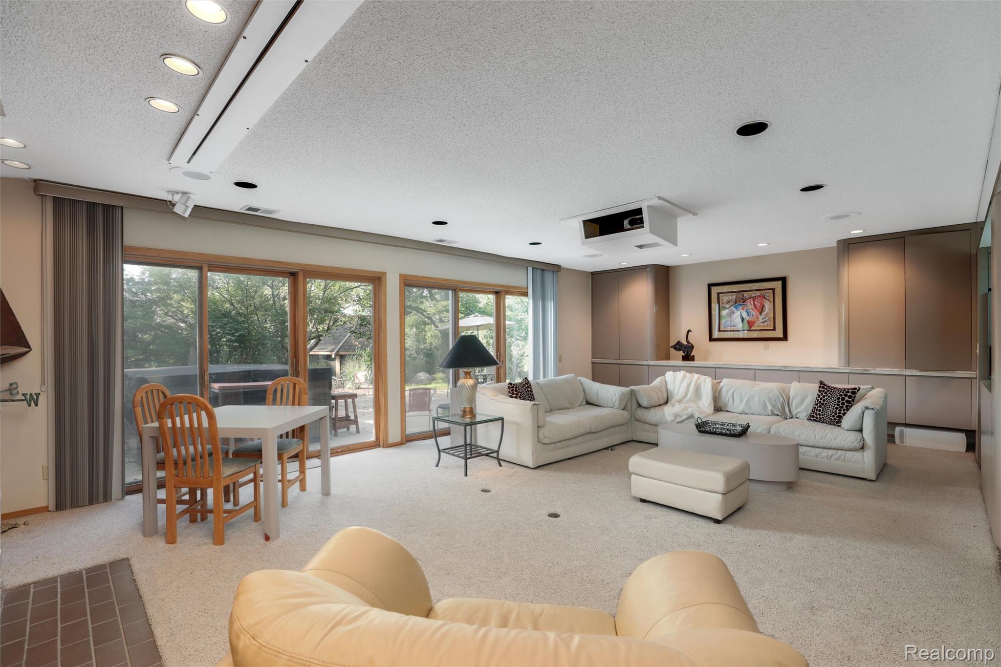 4972 Champlain Circle