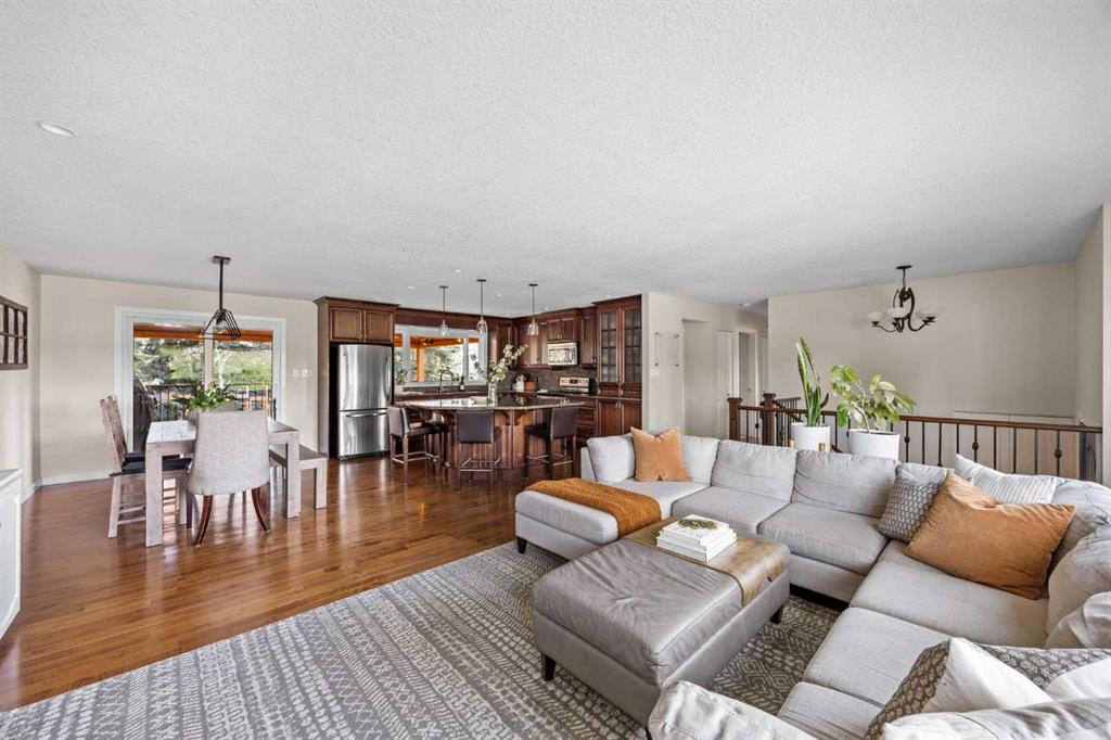 111 Silvergrove Green NW