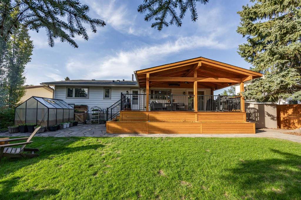 111 Silvergrove Green NW