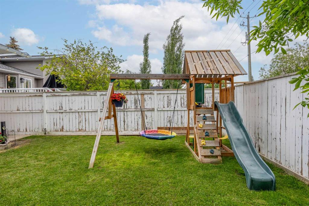 989 Macewan Valley Road