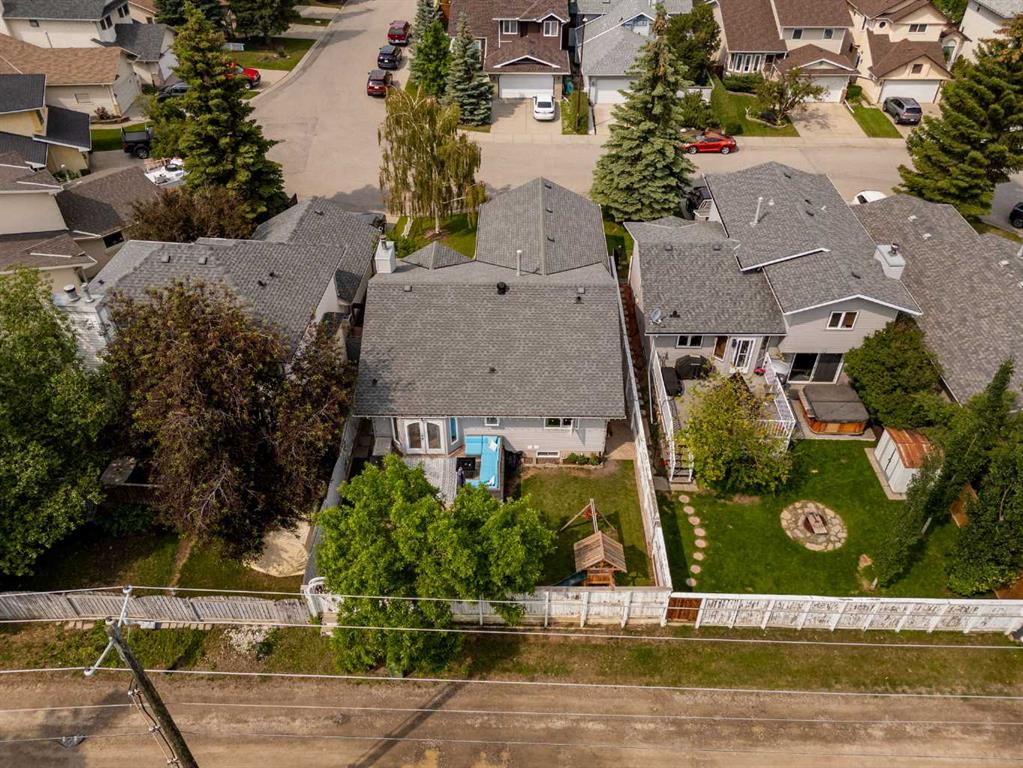 989 Macewan Valley Road