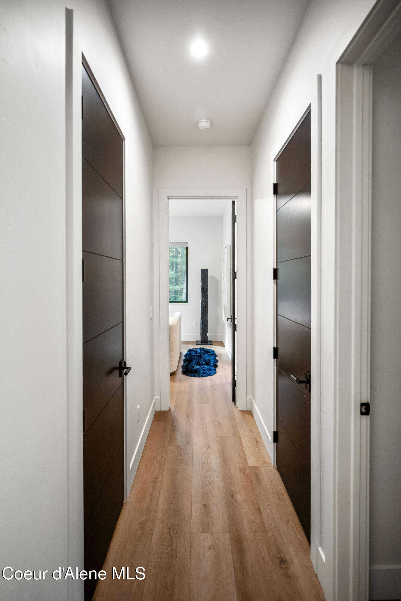 L6 B8 W Winray Drive