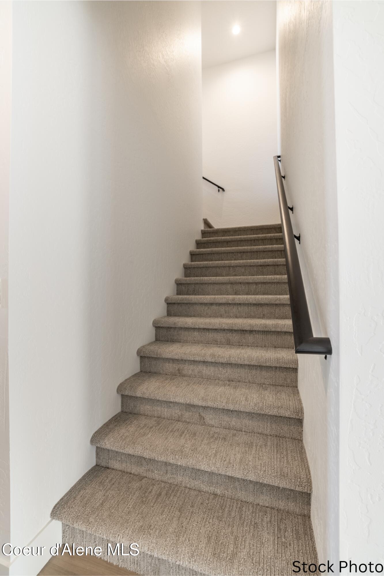 1243 E SLEEPING DEER AVE, Hayden