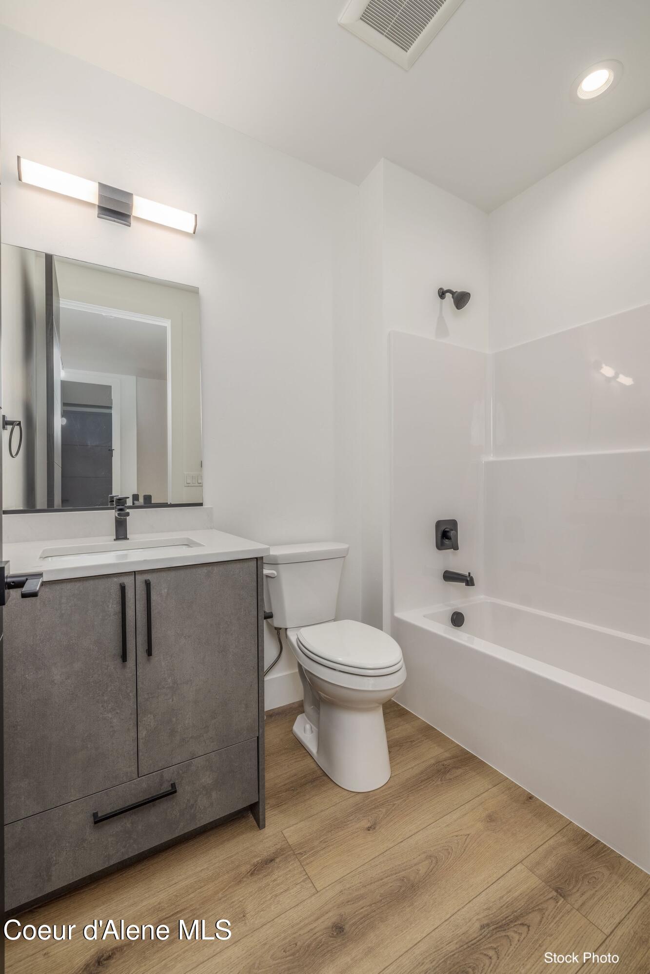 1243 E SLEEPING DEER AVE, Hayden