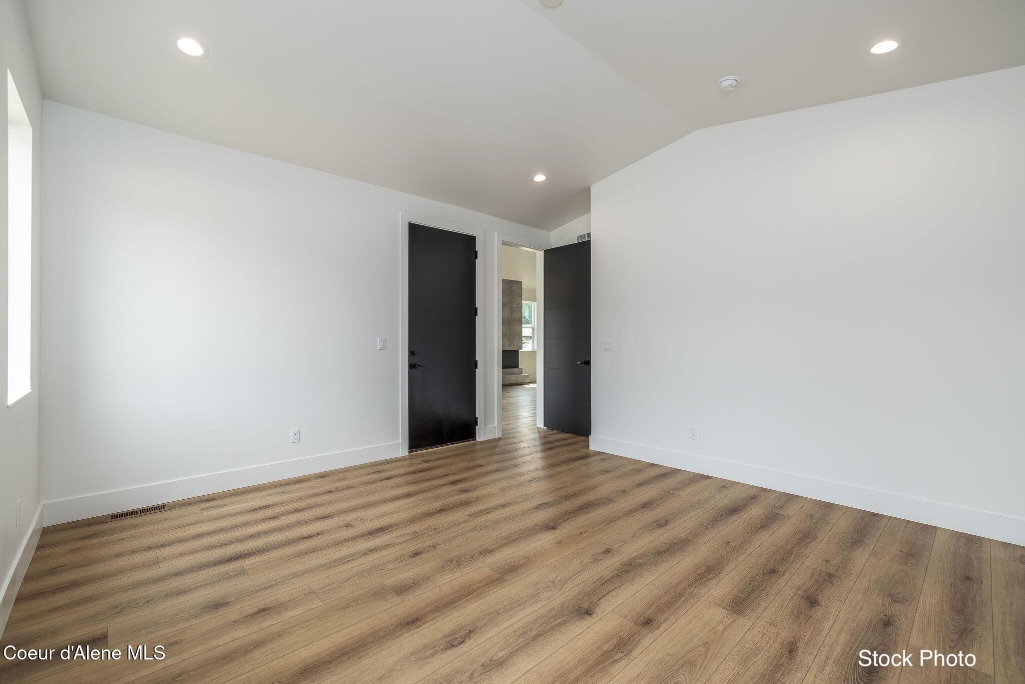 1243 E SLEEPING DEER AVE, Hayden