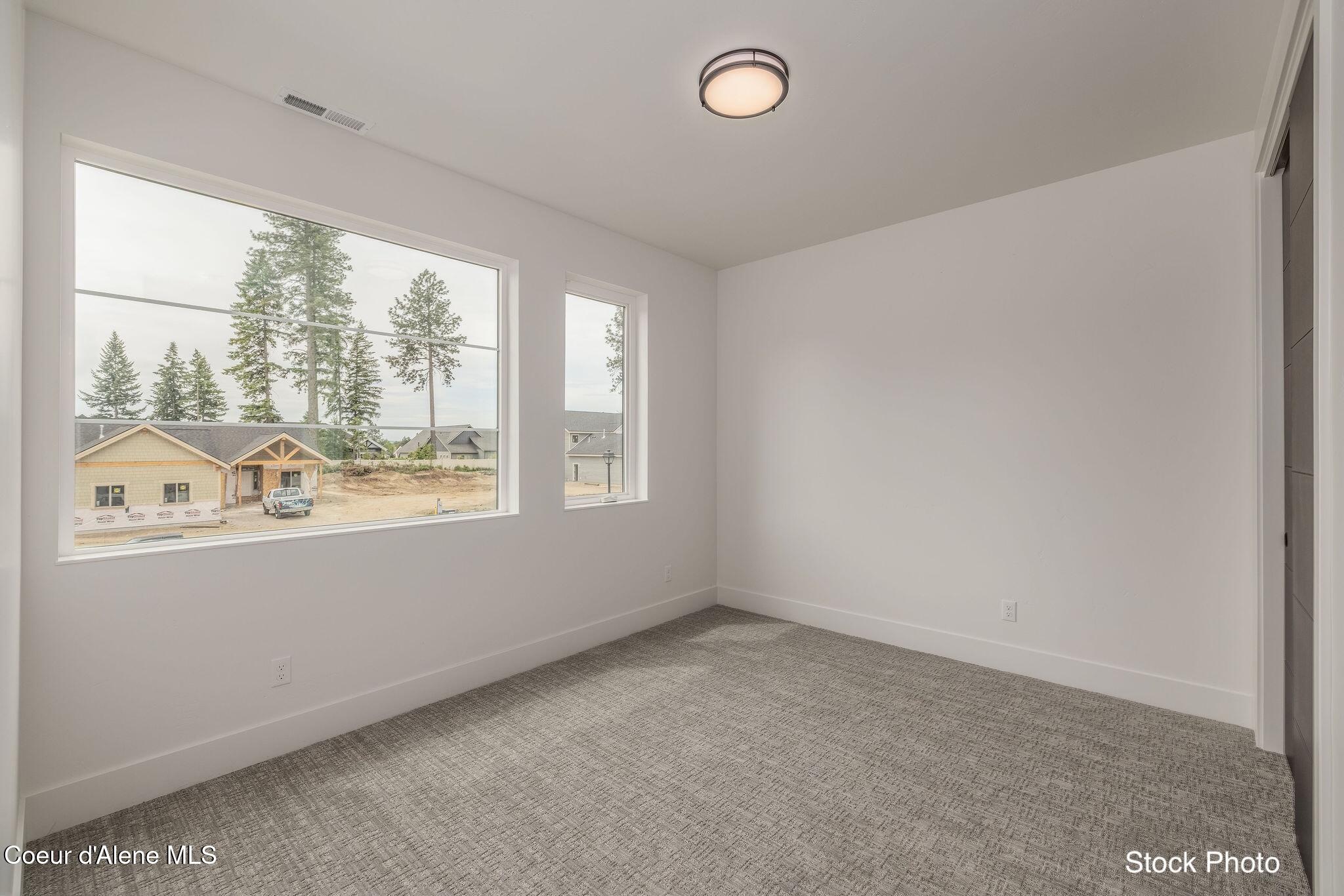 1243 E SLEEPING DEER AVE, Hayden