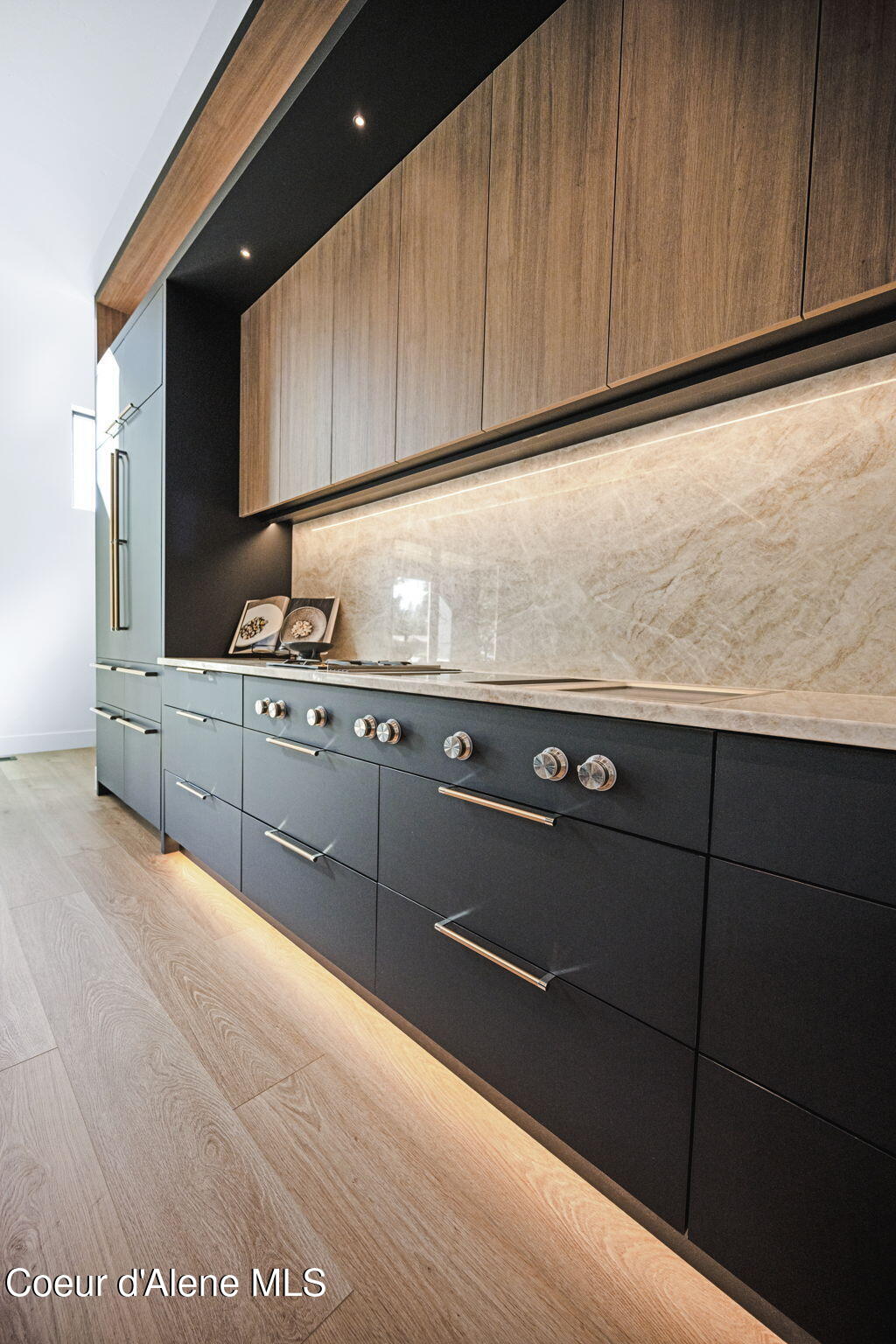 809 E SHERMAN AVE, Coeur d'Alene