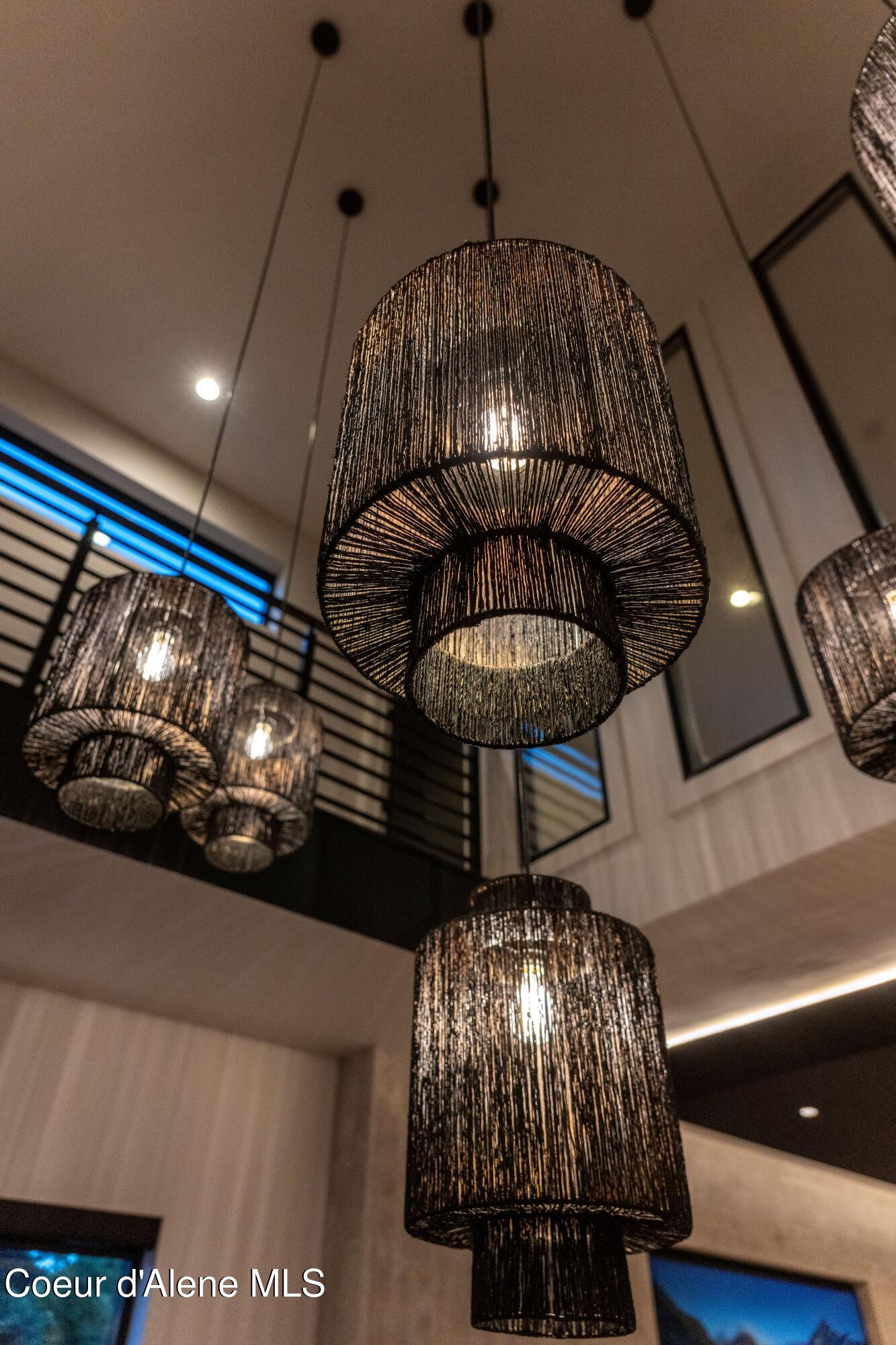 809 E SHERMAN AVE, Coeur d'Alene