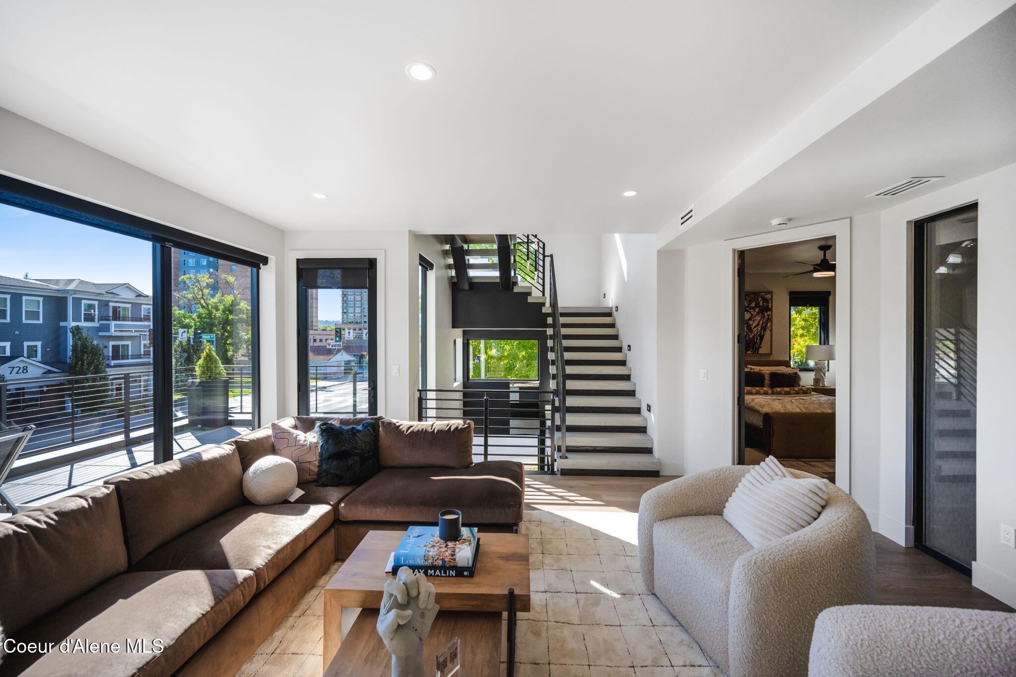 809 E SHERMAN AVE, Coeur d'Alene