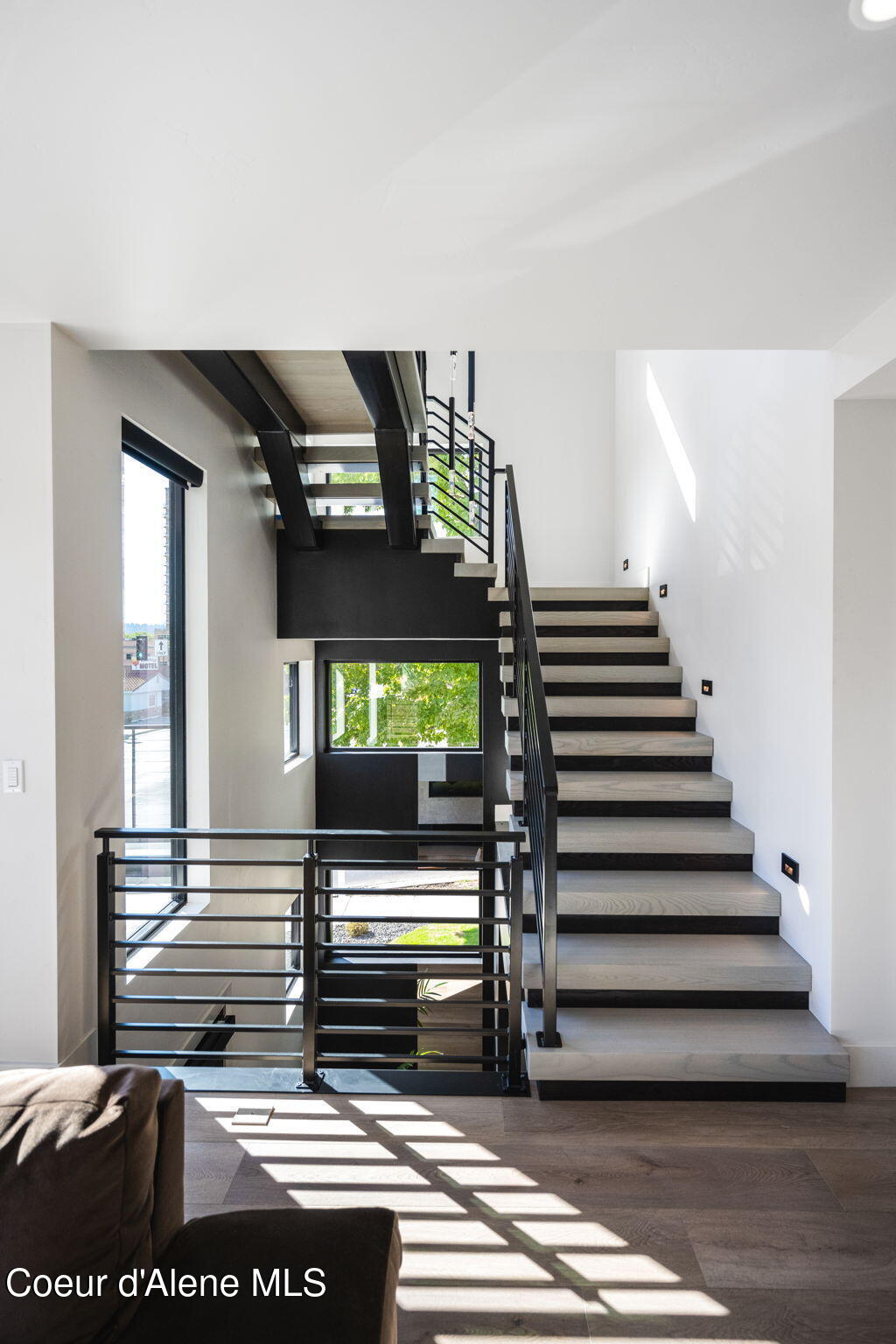 809 E SHERMAN AVE, Coeur d'Alene