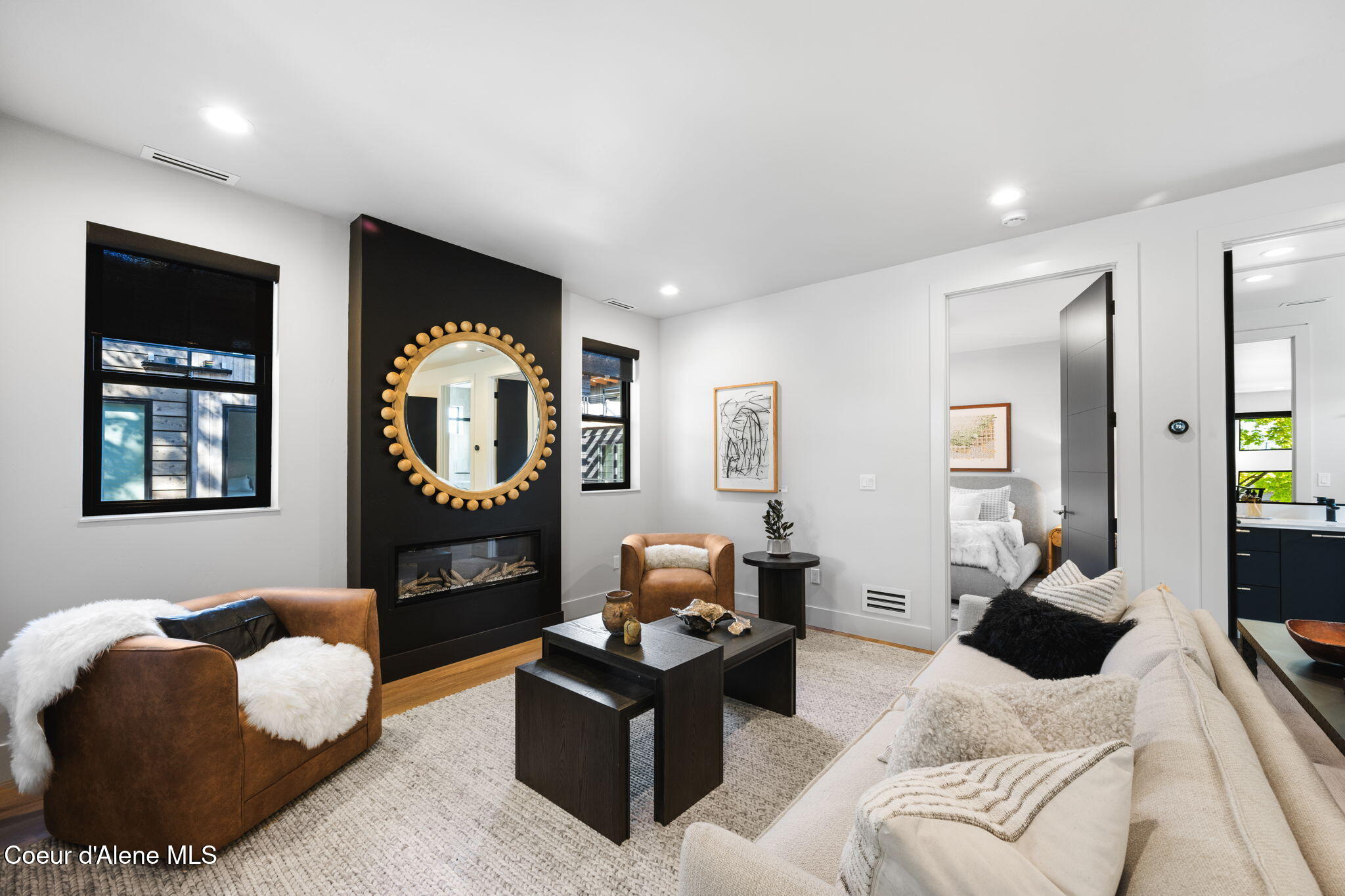 809 E SHERMAN AVE, Coeur d'Alene