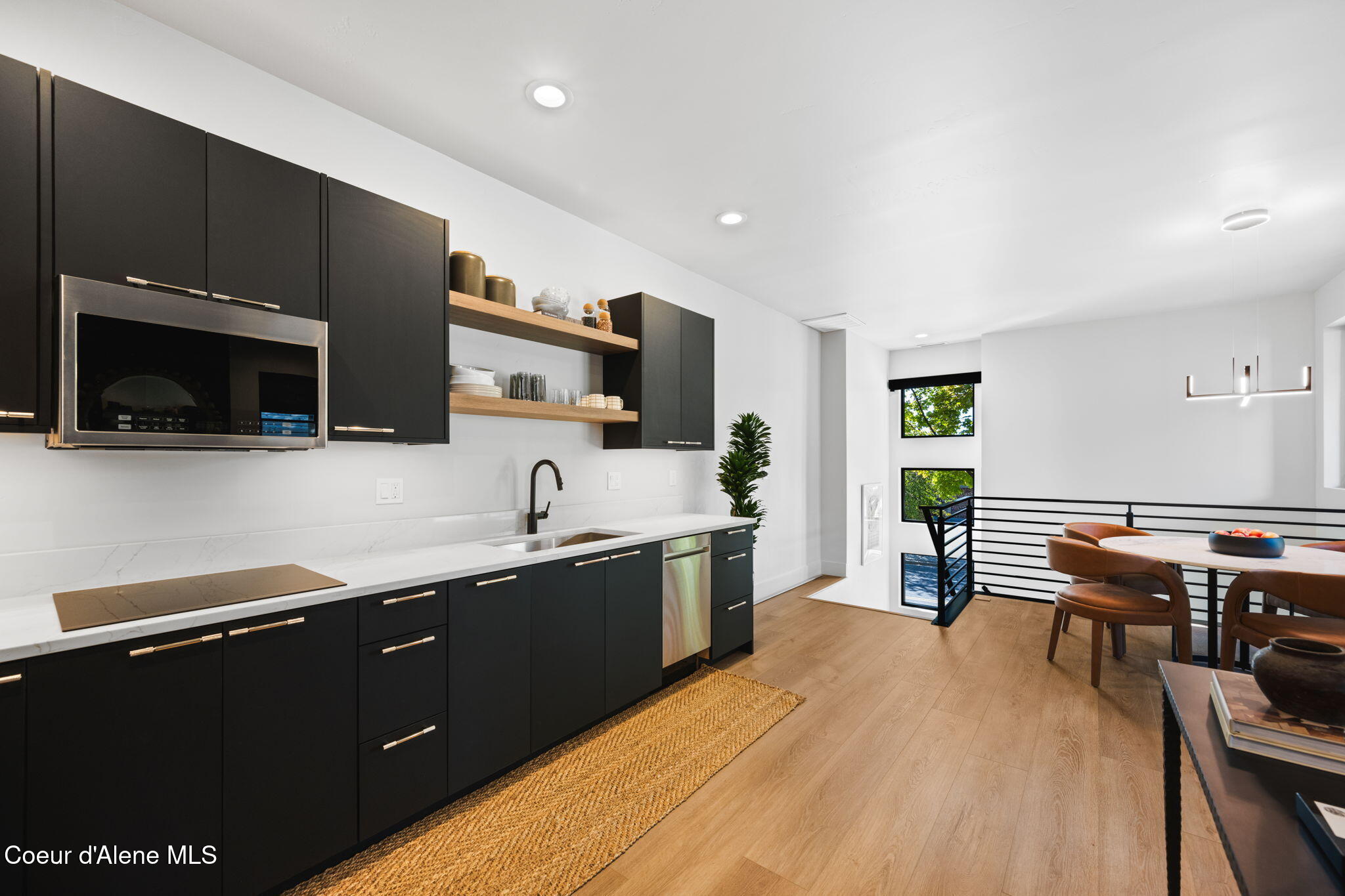 809 E SHERMAN AVE, Coeur d'Alene