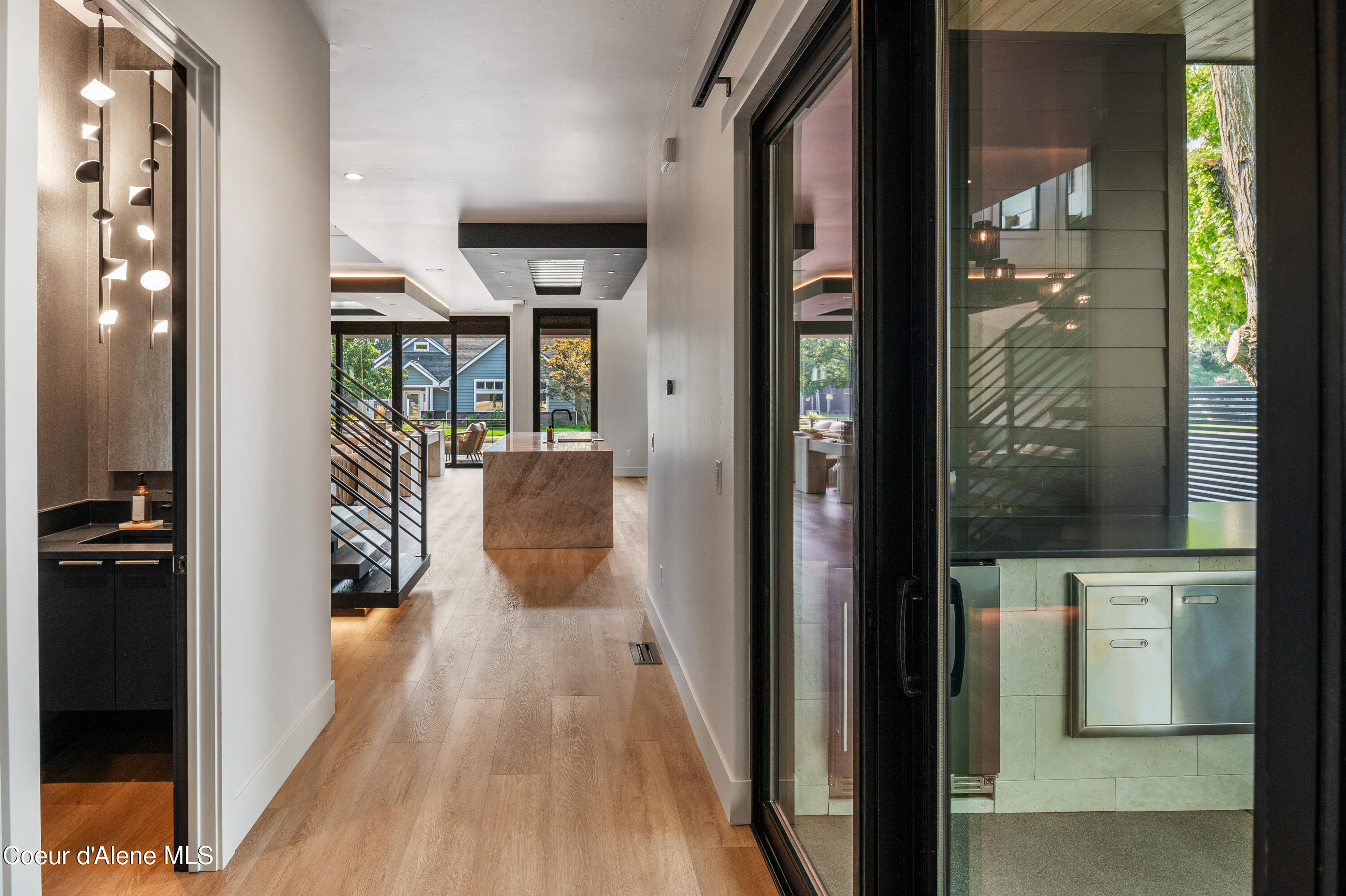 809 E SHERMAN AVE, Coeur d'Alene