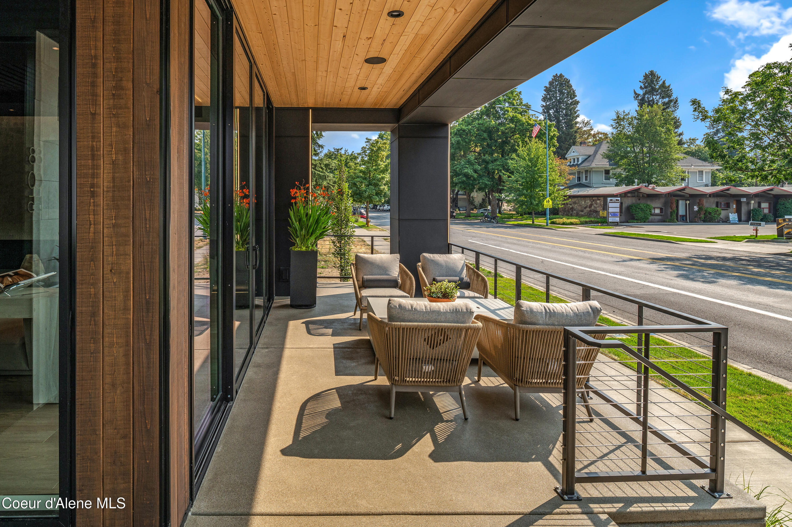 809 E SHERMAN AVE, Coeur d'Alene