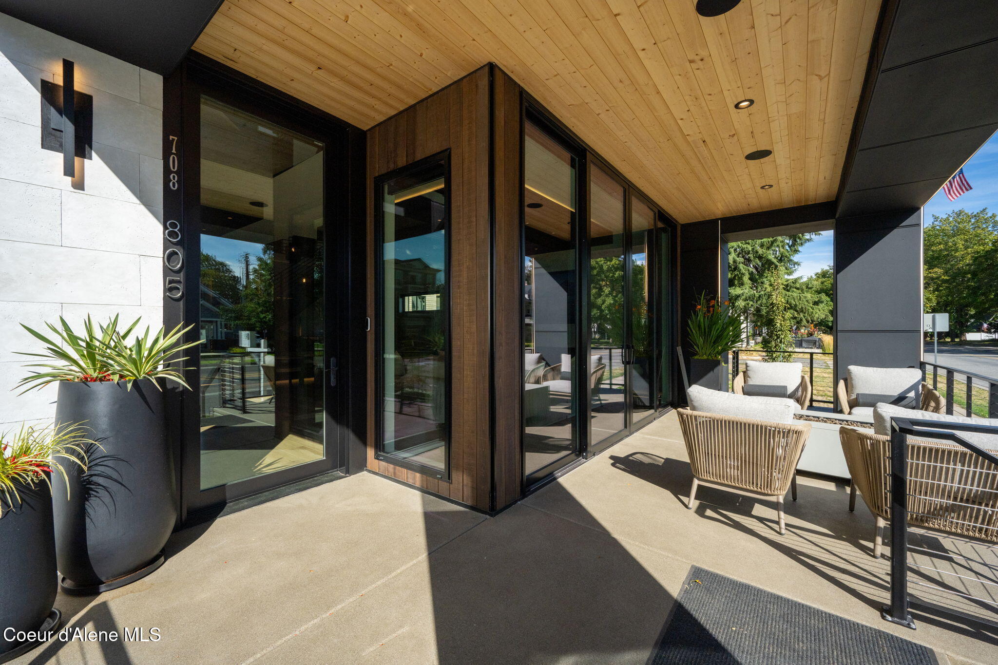 809 E SHERMAN AVE, Coeur d'Alene