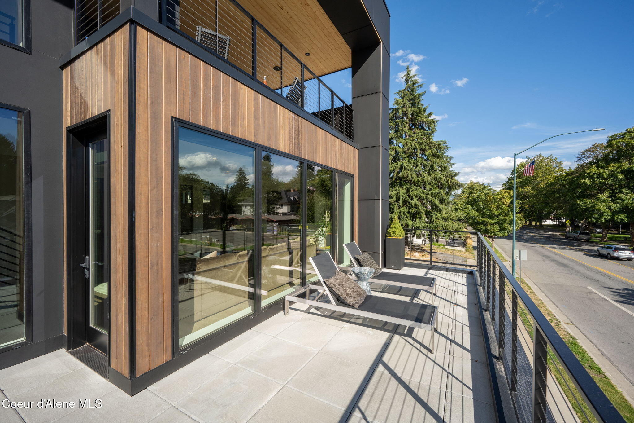 809 E SHERMAN AVE, Coeur d'Alene