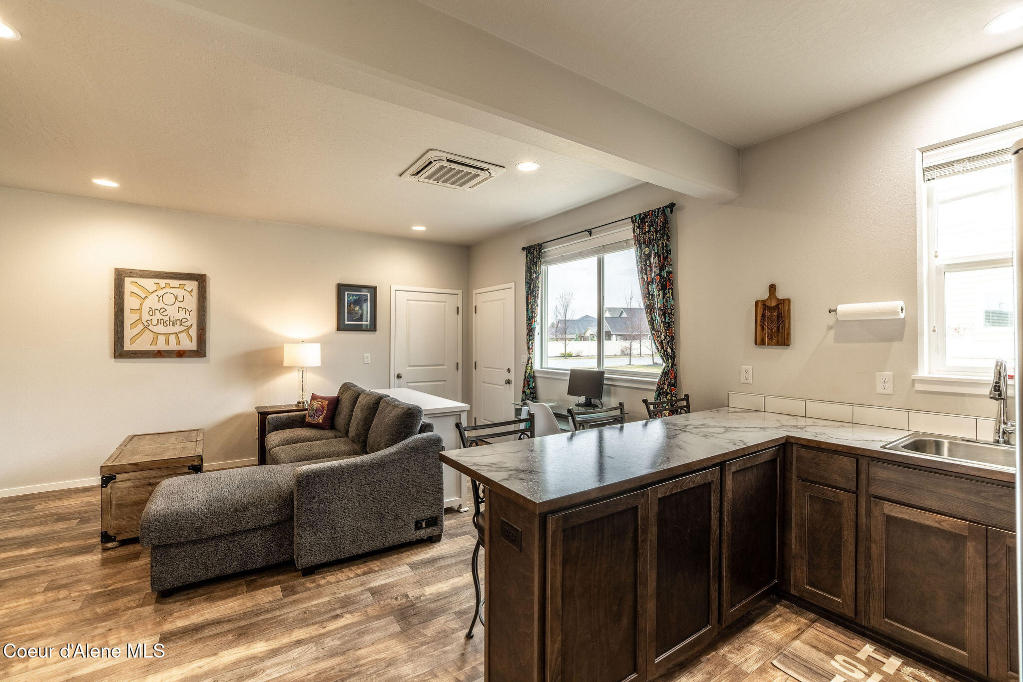 7028 N MADELLAINE DR