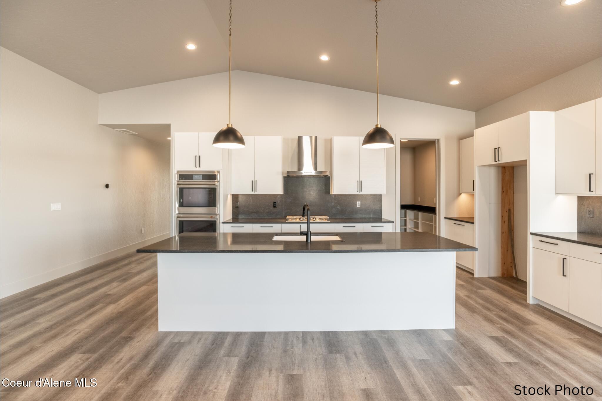 11532 N CLAPTON LANE