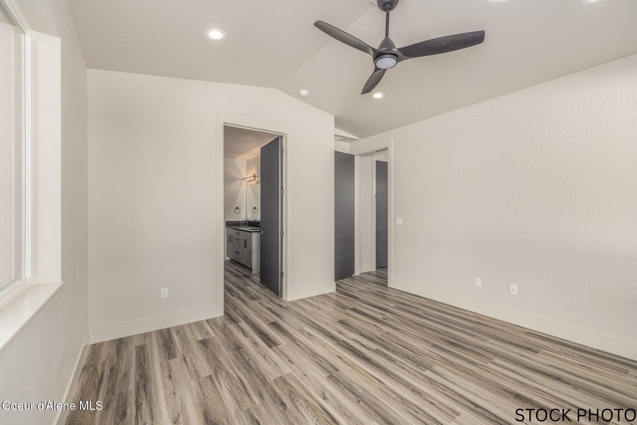 11506 N Clapton Ln