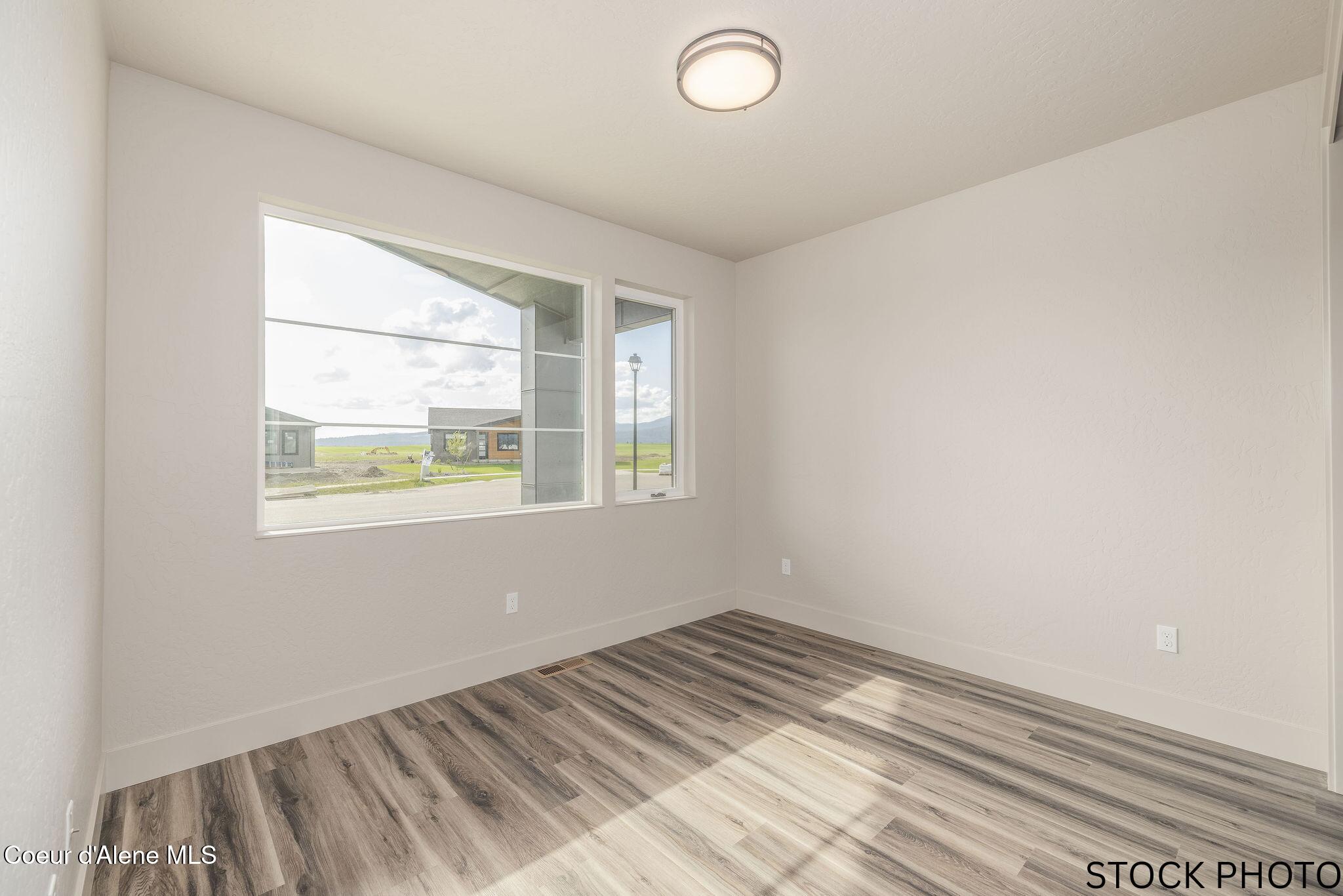 11506 N Clapton Ln