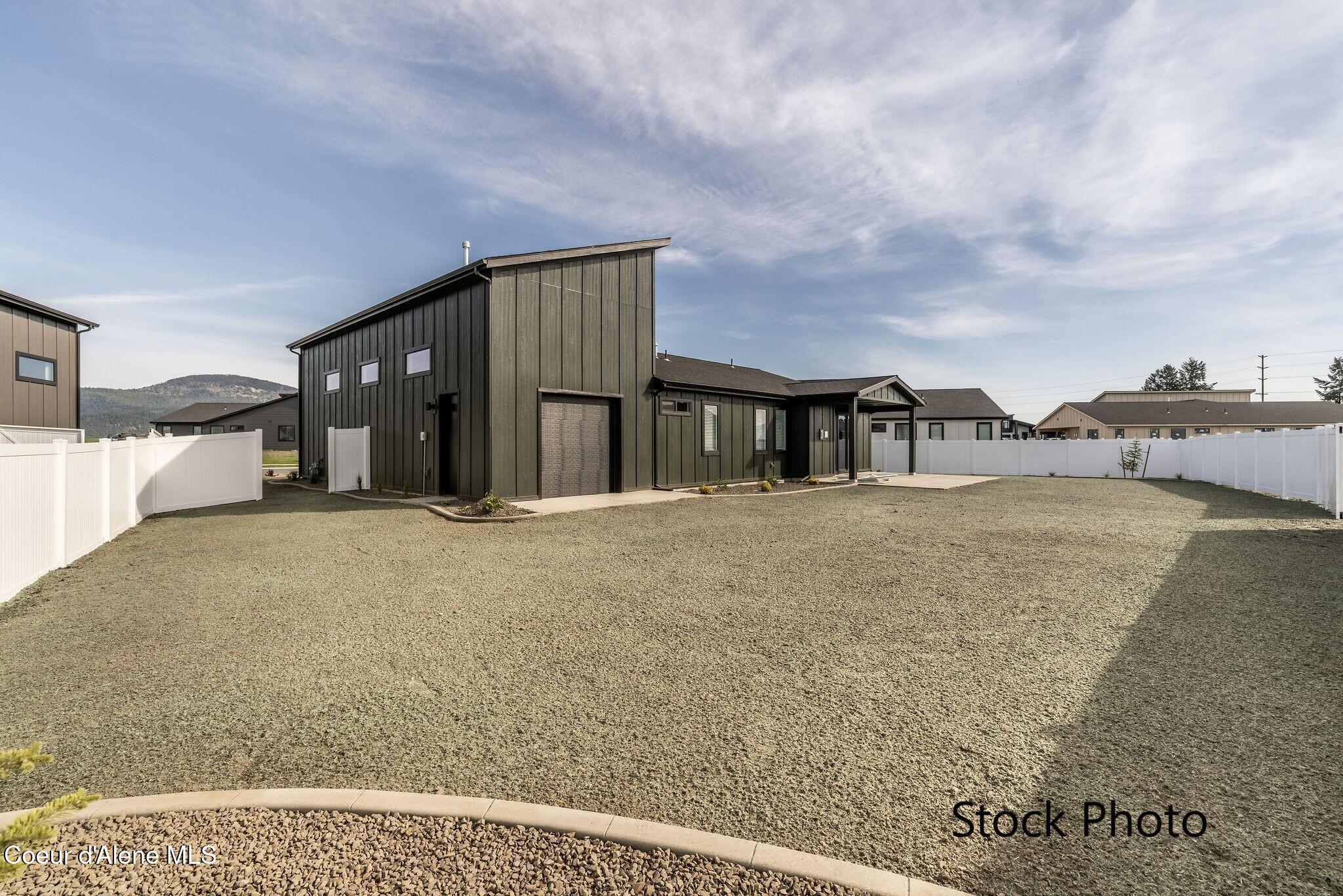6453 W FREHLEY WAY