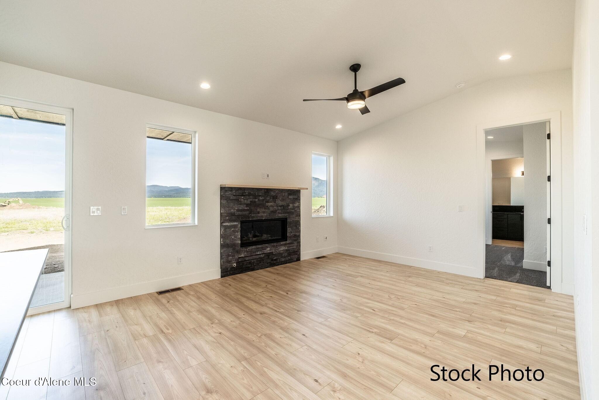 6453 W FREHLEY WAY