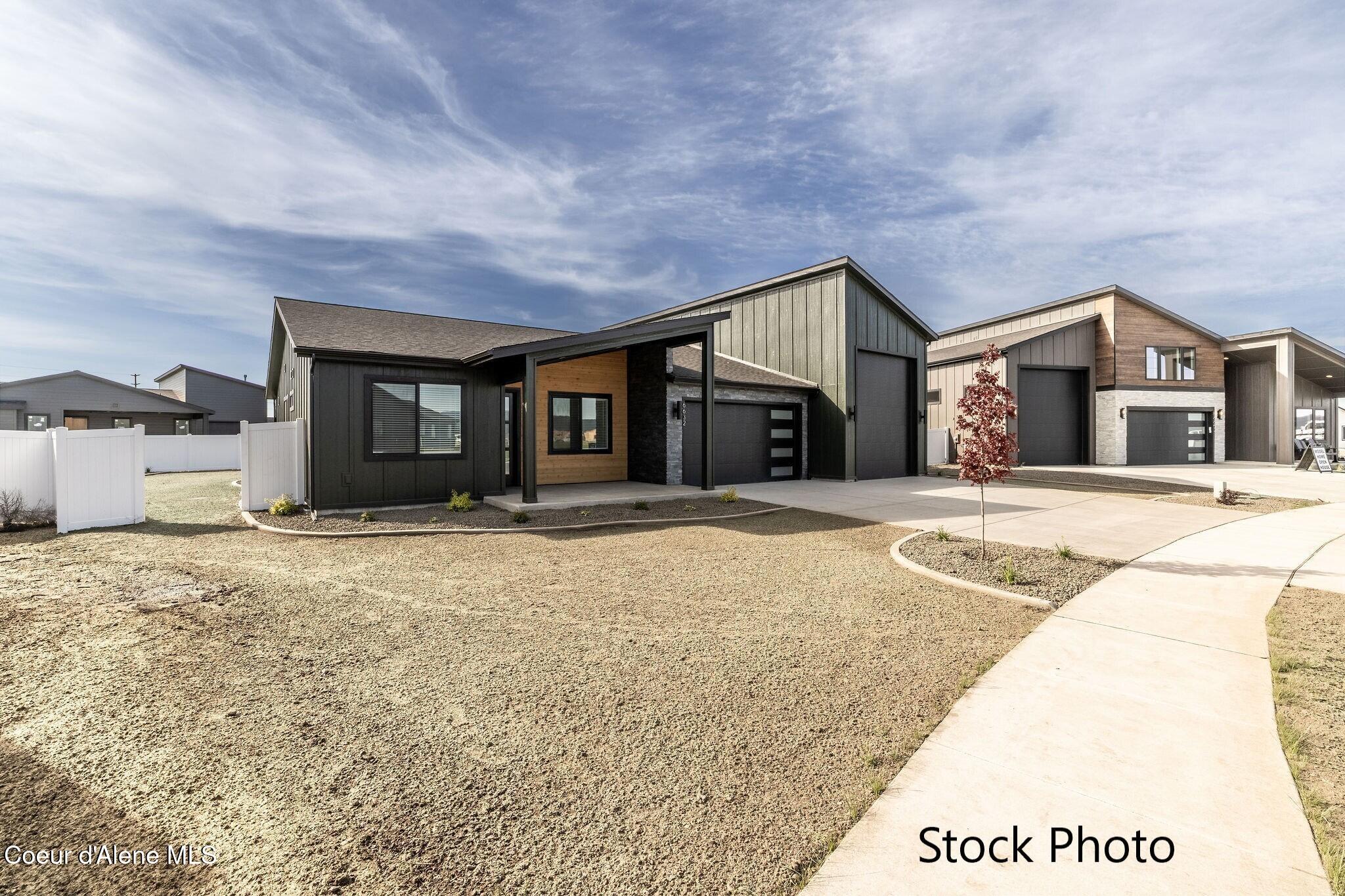 6453 W FREHLEY WAY