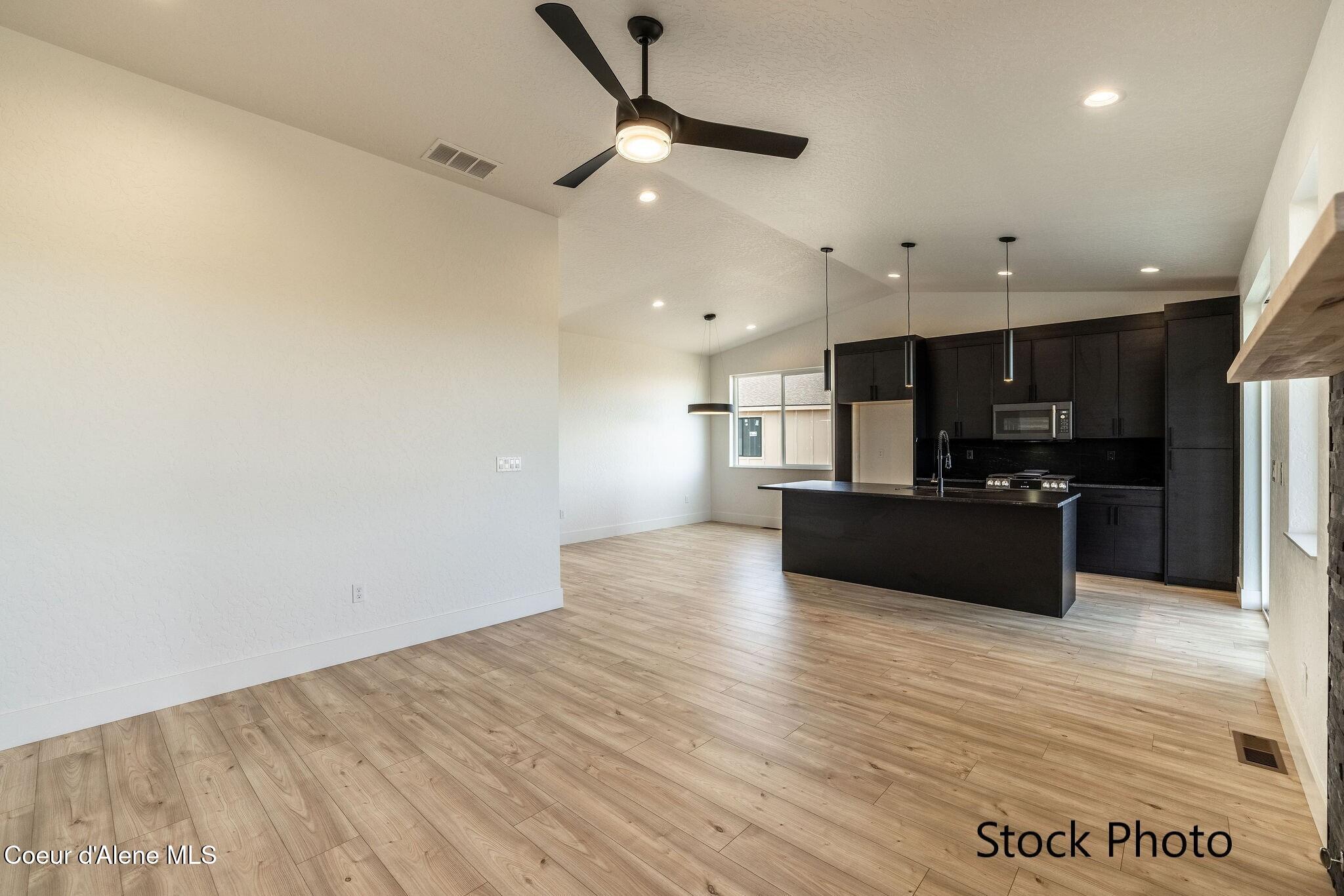 6453 W FREHLEY WAY