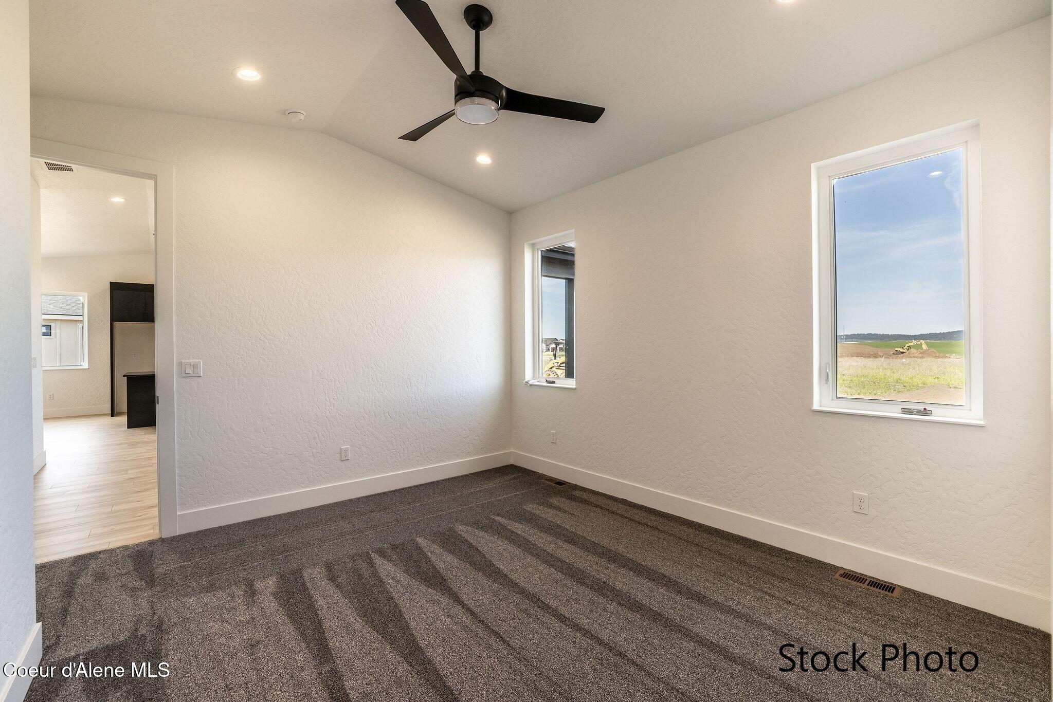 6453 W FREHLEY WAY