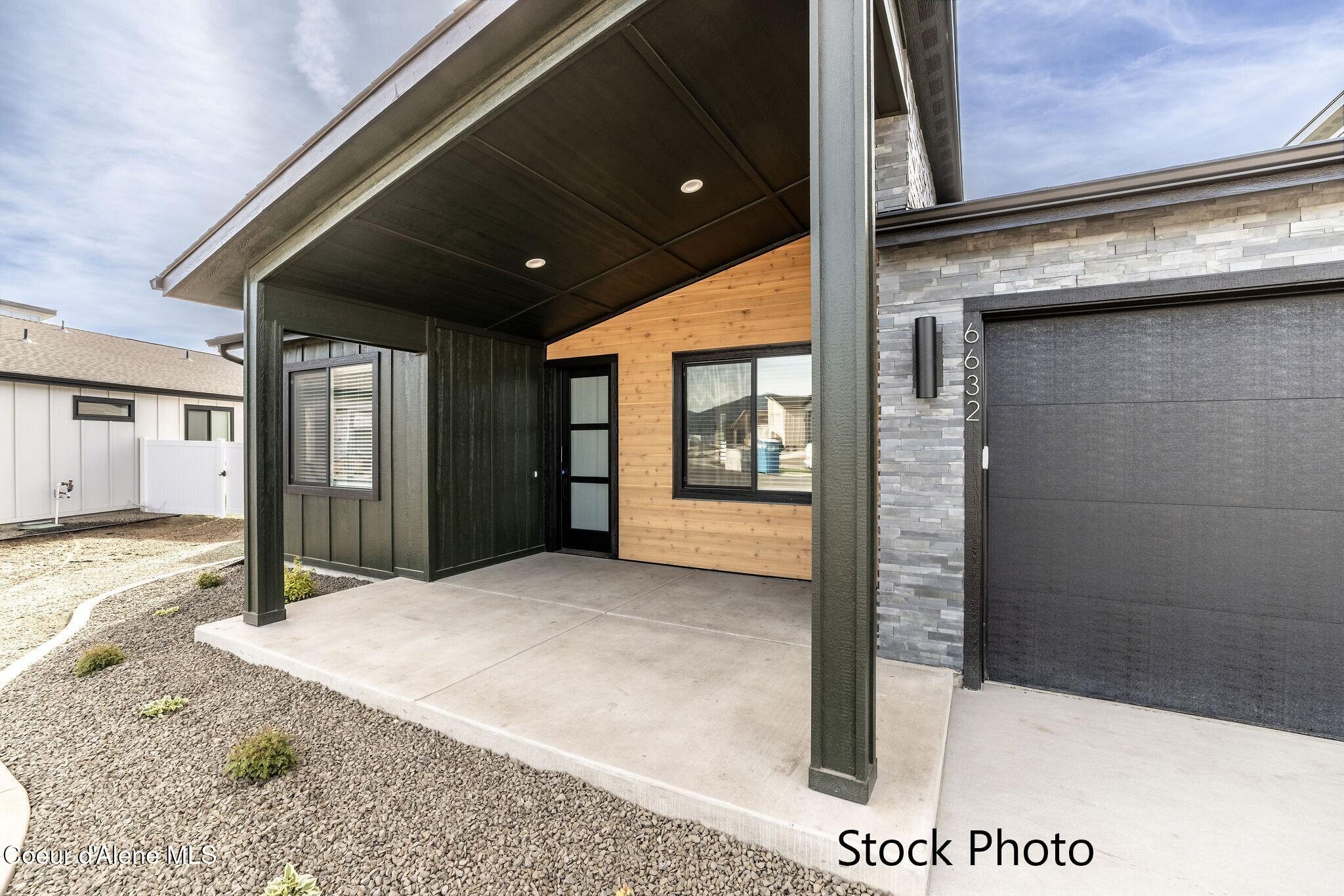 6453 W FREHLEY WAY