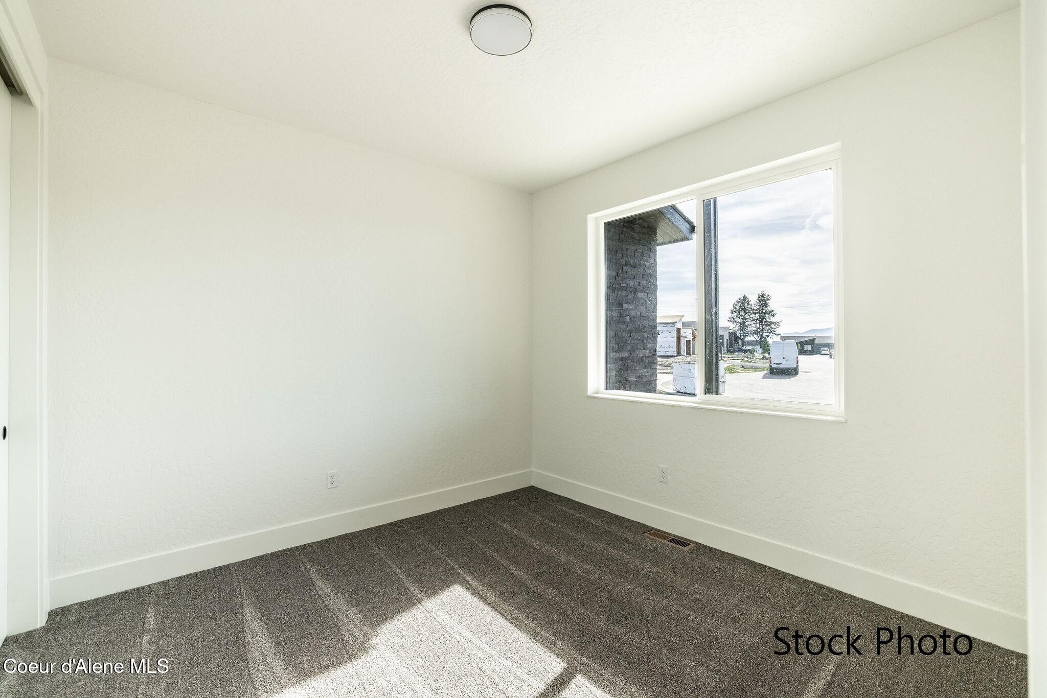 6453 W FREHLEY WAY